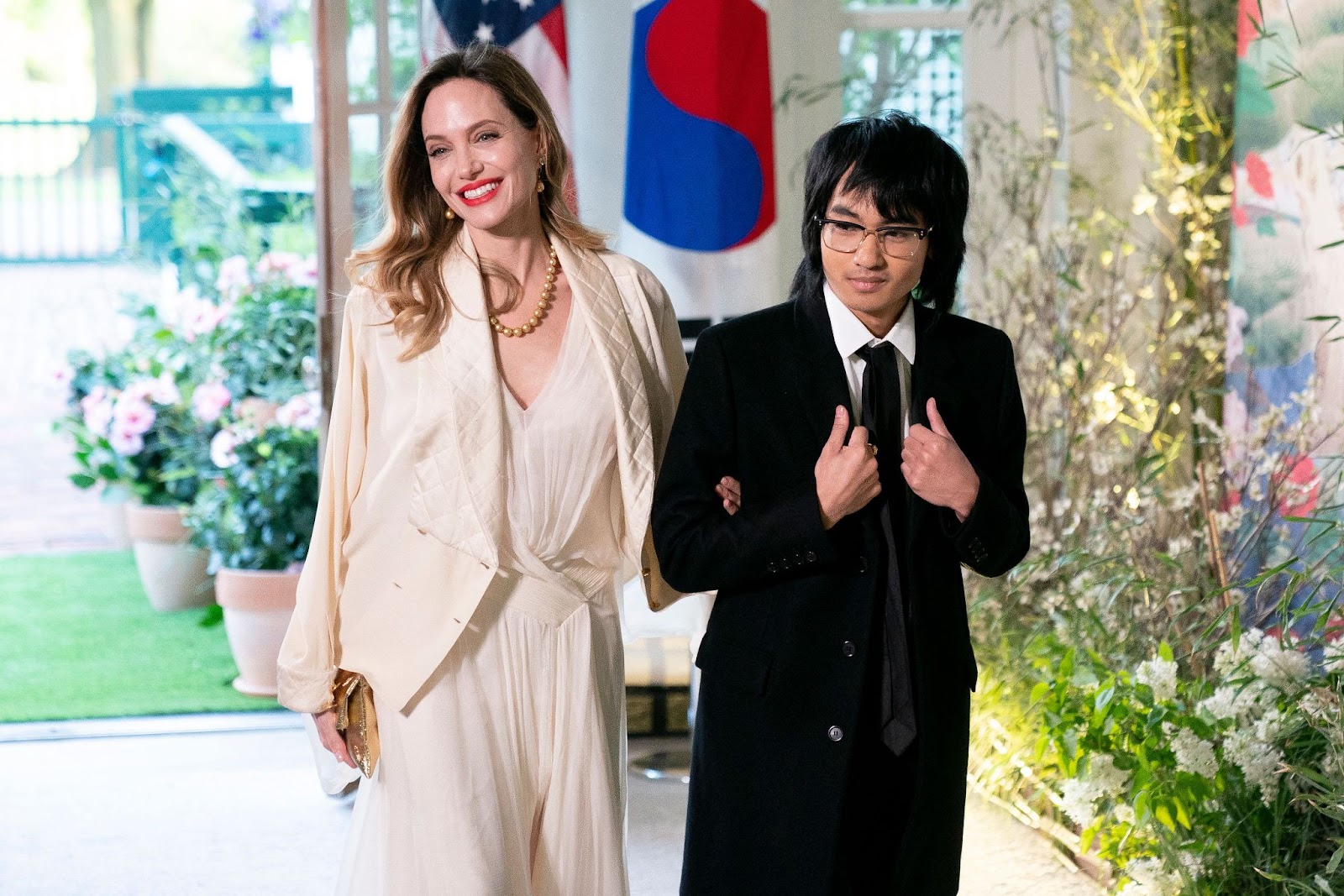 Angelina Jolie and Maddox arrive for the State Dinner in honor of South Korean President Yoon Suk Yeol at the White House in Washington, DC, on April 26, 2023. | Source: Getty Images