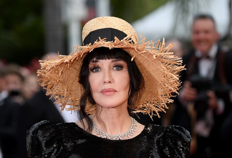L'actrice Isabelle Adjani assiste à la projection de "La Belle Epoque" lors du 72e Festival du film de Cannes le 20 mai 2019 à Cannes, France. | Photo : Getty Images L'actrice Isabelle Adjani assiste à la projection de "La Belle Epoque" lors du 72e Festival du film de Cannes le 20 mai 2019 à Cannes, France. | Photo : Getty Images
