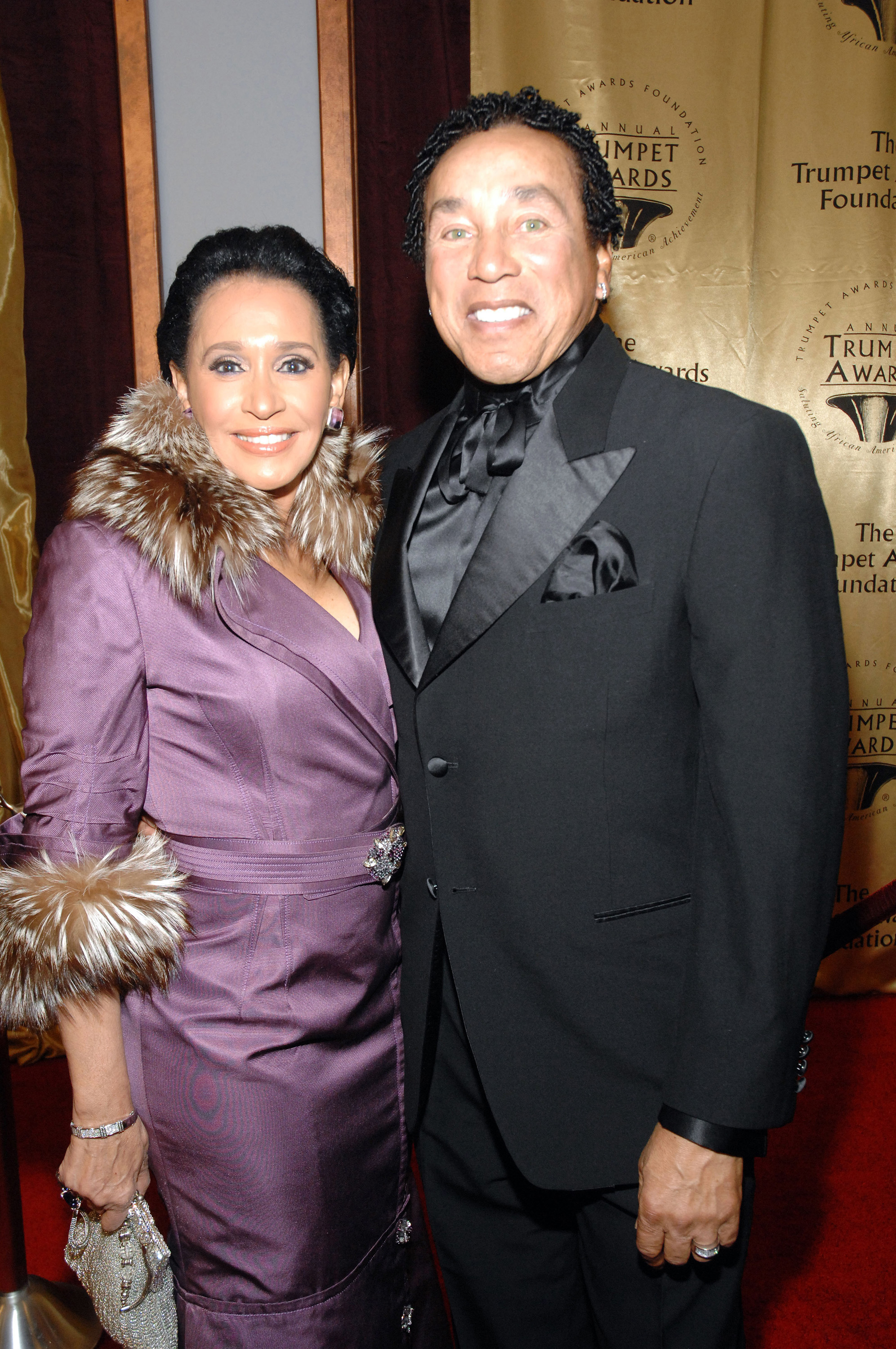 Frances Gladney and Smokey Robinson at the 2007 Trumpet Awards on January 22 in Las Vegas, Nevada. | Source: Getty Images