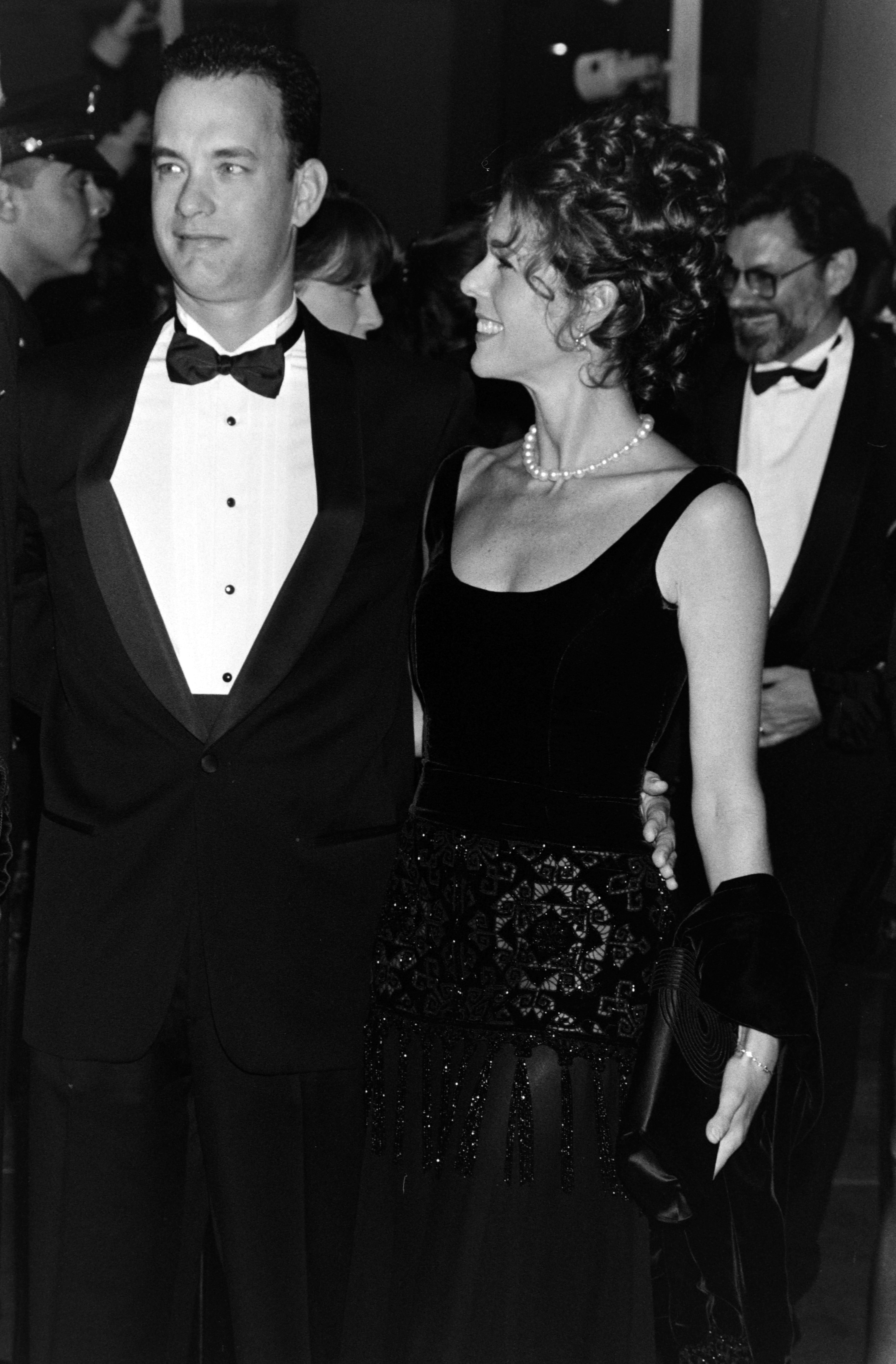 Tom Hanks and Rita wilson at the 51st Annual Golden Globe Awards in Beverly Hills, California on January 22, 1994 | Source: Getty Images