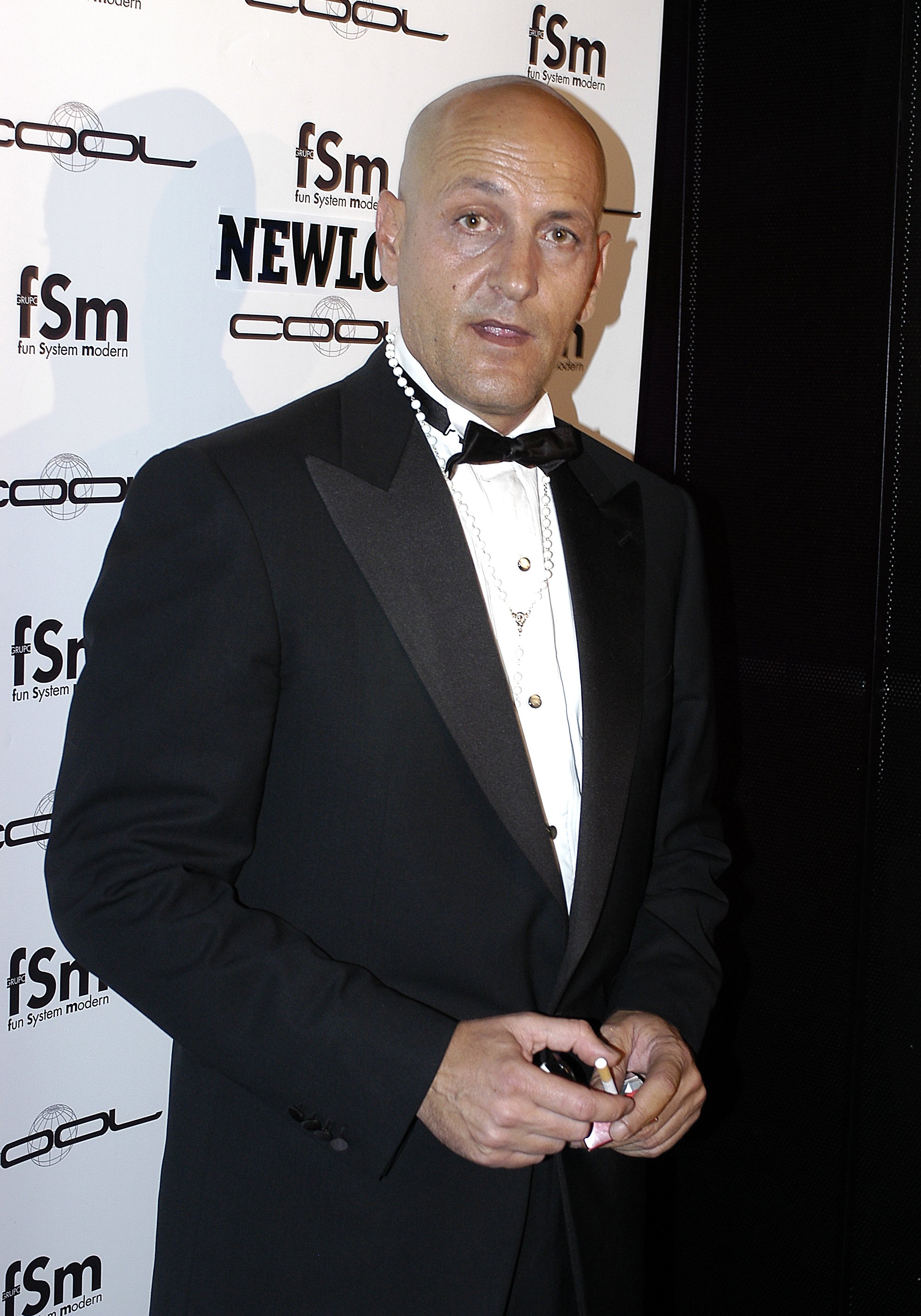 Retrato de Coto Matamoros, locutor de TV el 1 de junio de 2005. | Foto: Getty Images