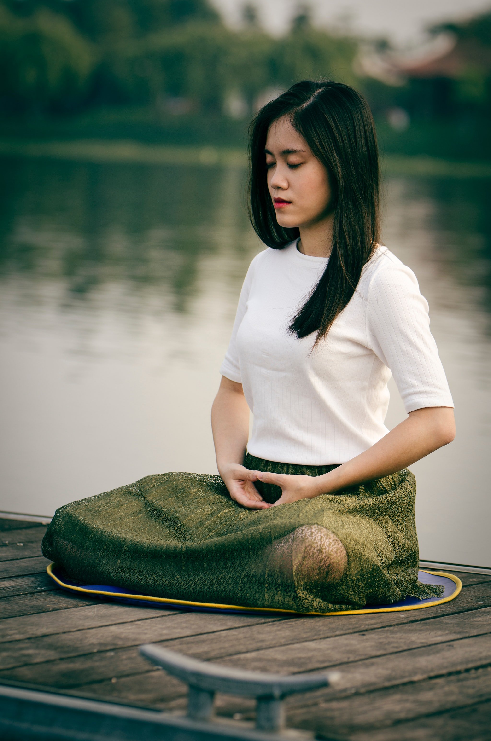 Une femme qui fait de la relaxation | photo : Unsplash