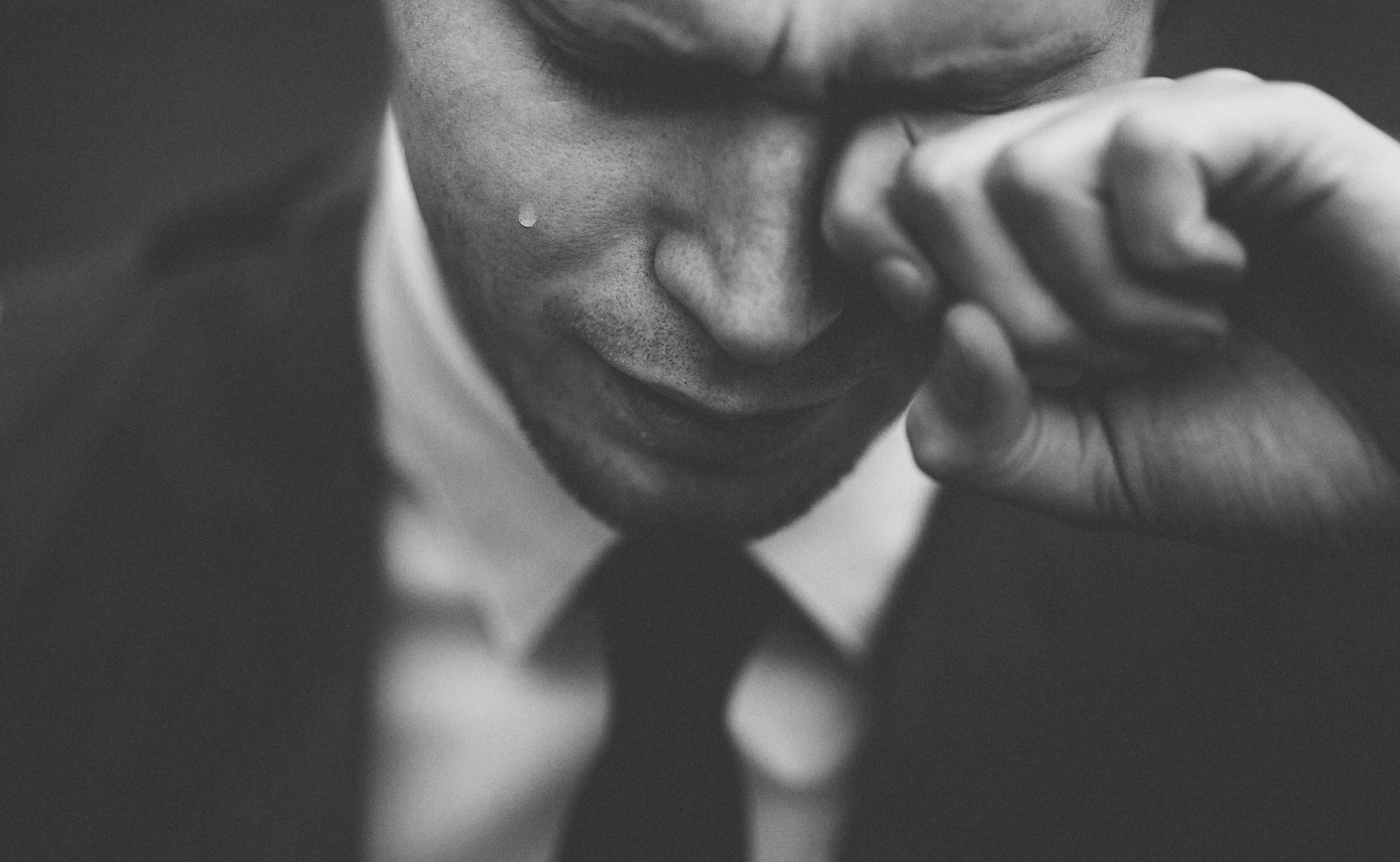 A crying man. | Source: Unsplash
