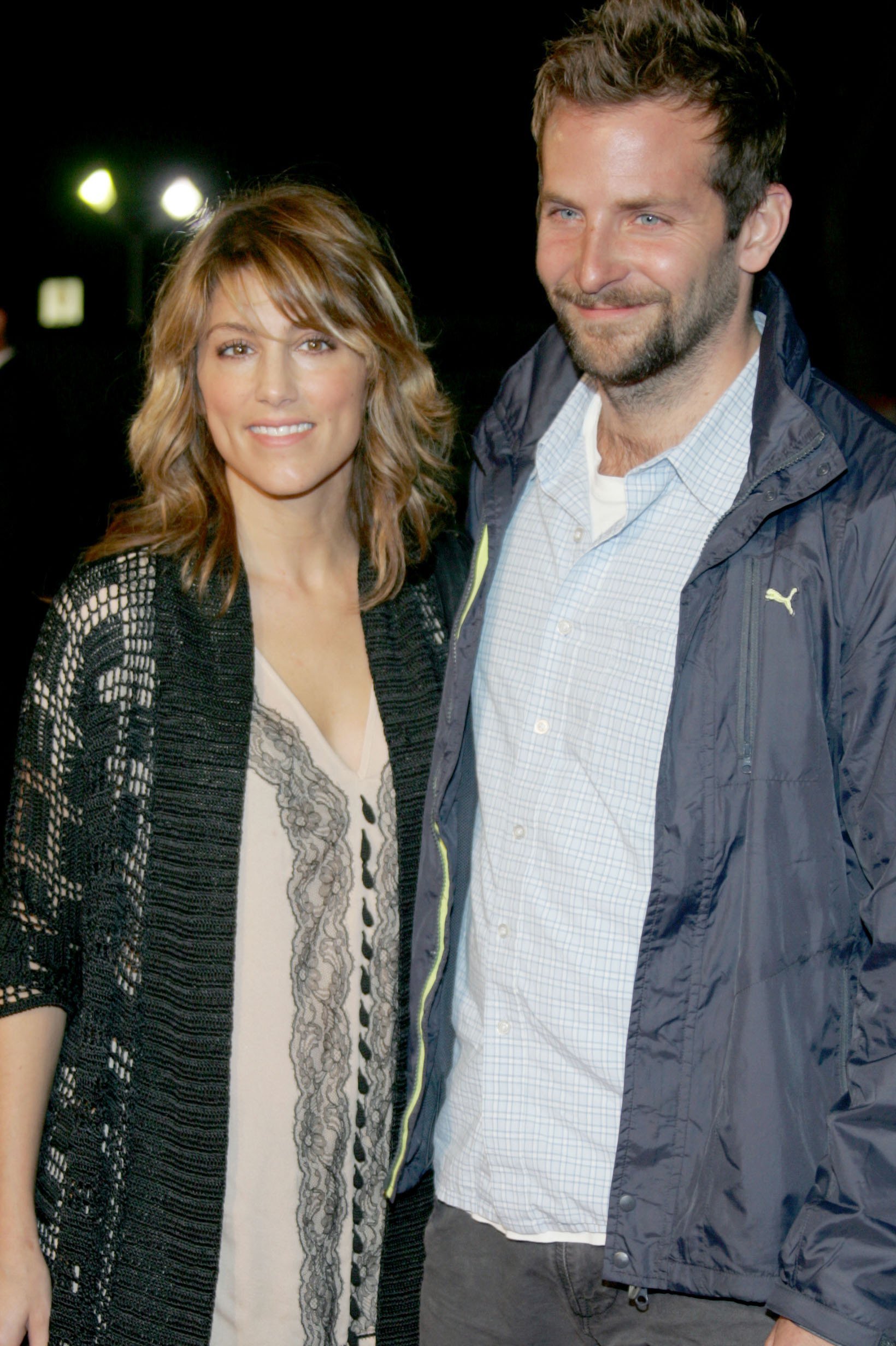 Jennifer Esposito and Bradley Cooper at the premiere of "Babel" held at the FOX Westwood Village theatre, 2006, Westwood, California. | Photo: Getty Images