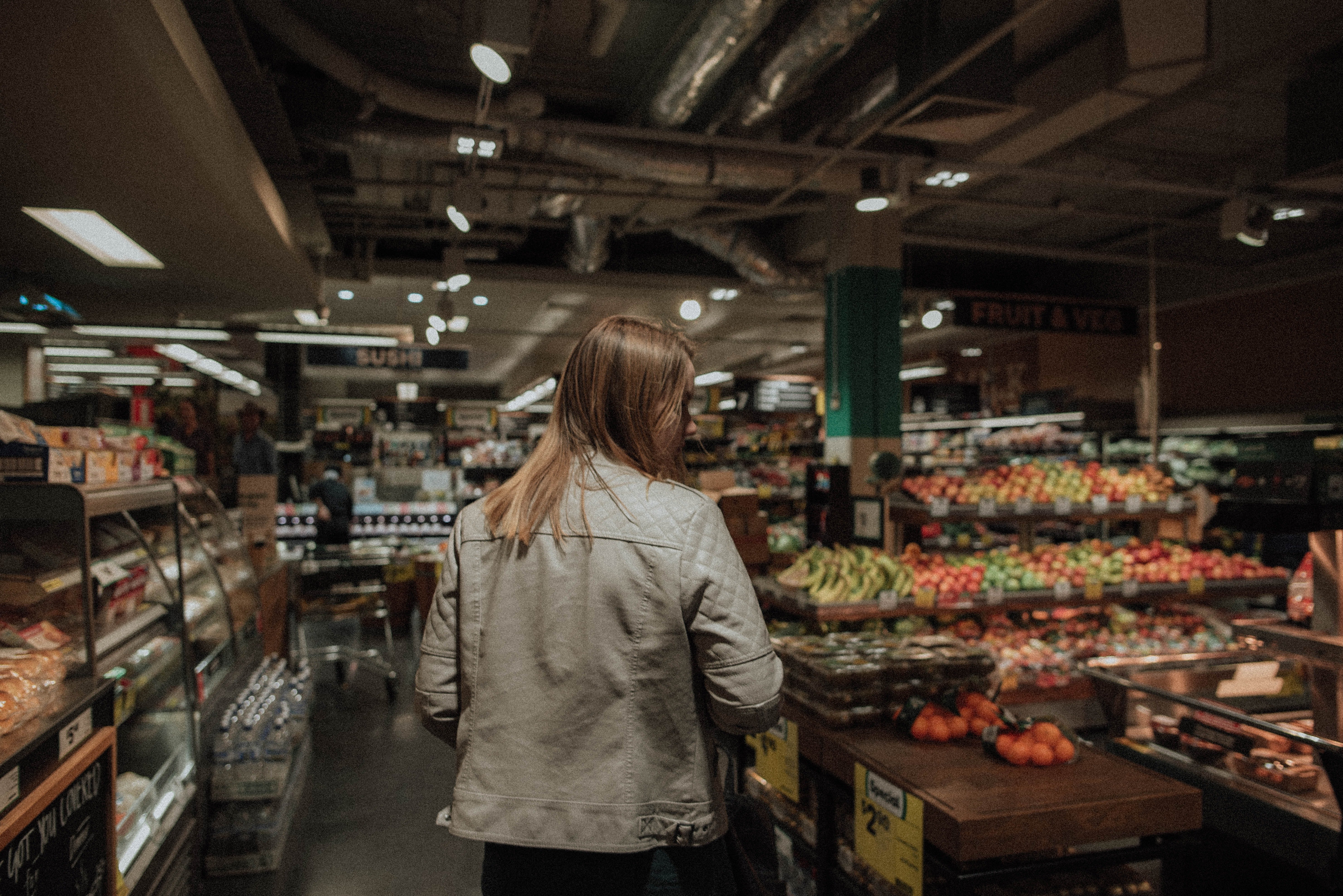 The OP is relieved assuming she lost track of the older woman | Photo: Unsplash 