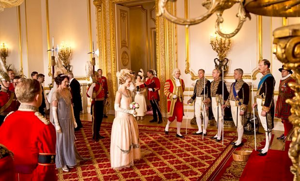 Image credit: Wikipedia/Buckingham Palace | Downton Abbey Image credit: Wikipedia/Buckingham Palace | Downton Abbey