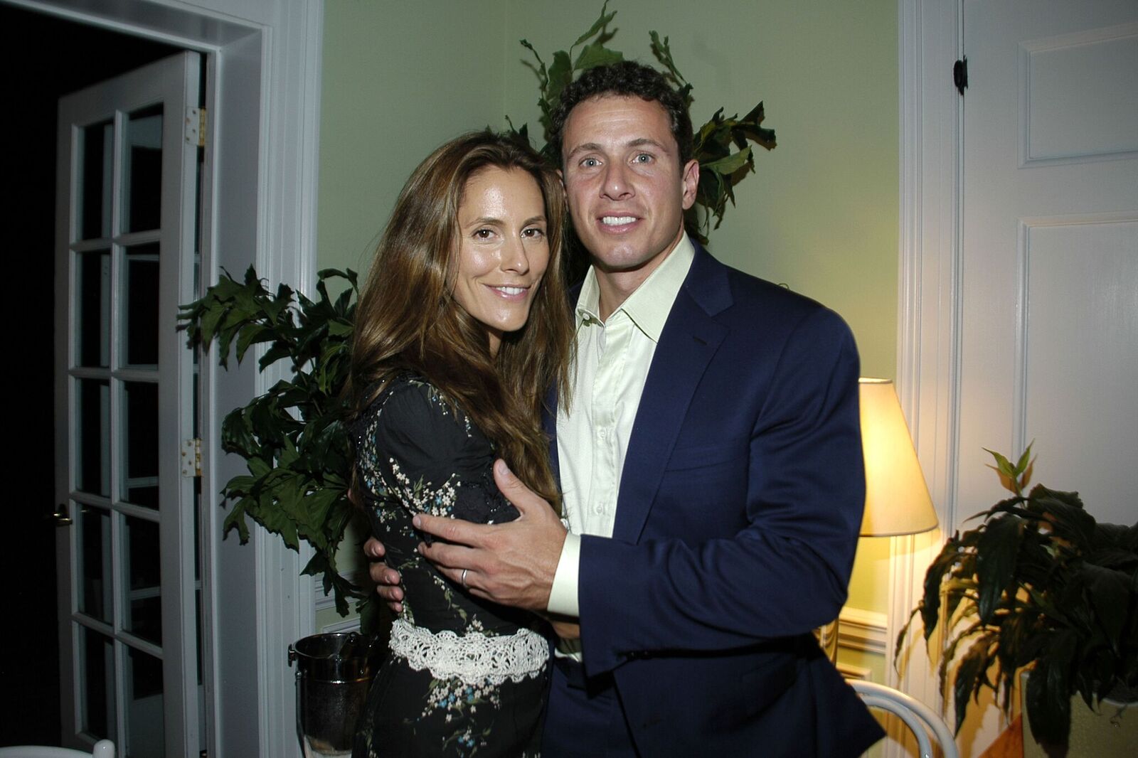 Cristina Greeven and Chris Cuomo at NATURA BISSE Dinner in honor of Greeven's ambassadorship of the skin products on August 17, 2007, in Southampton, New York | Photo: Patrick McMullan/Getty Images