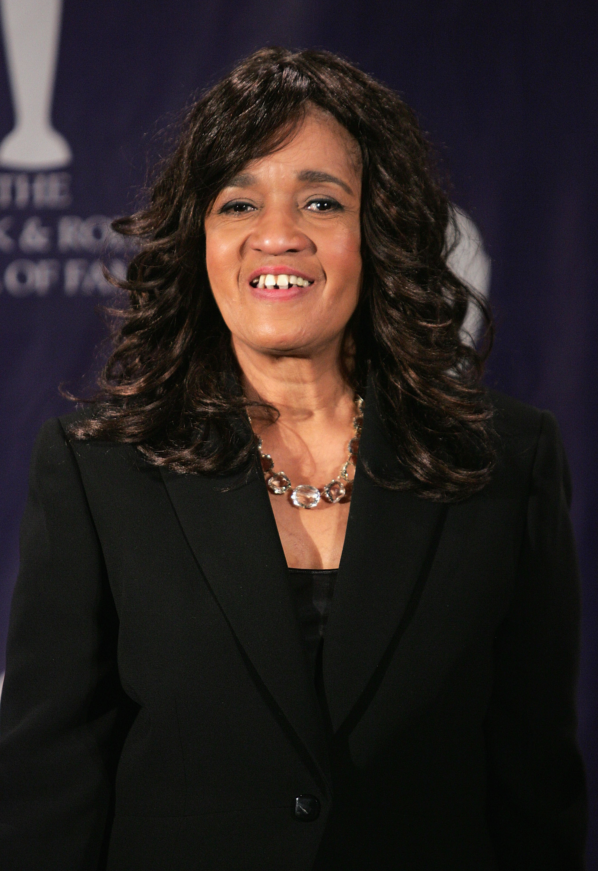 Estelle Bennett poses in the press room at the 22nd annual Rock and Roll Hall of Fame Induction Ceremony on March 12, 2007 in New York City | Source: Getty Images