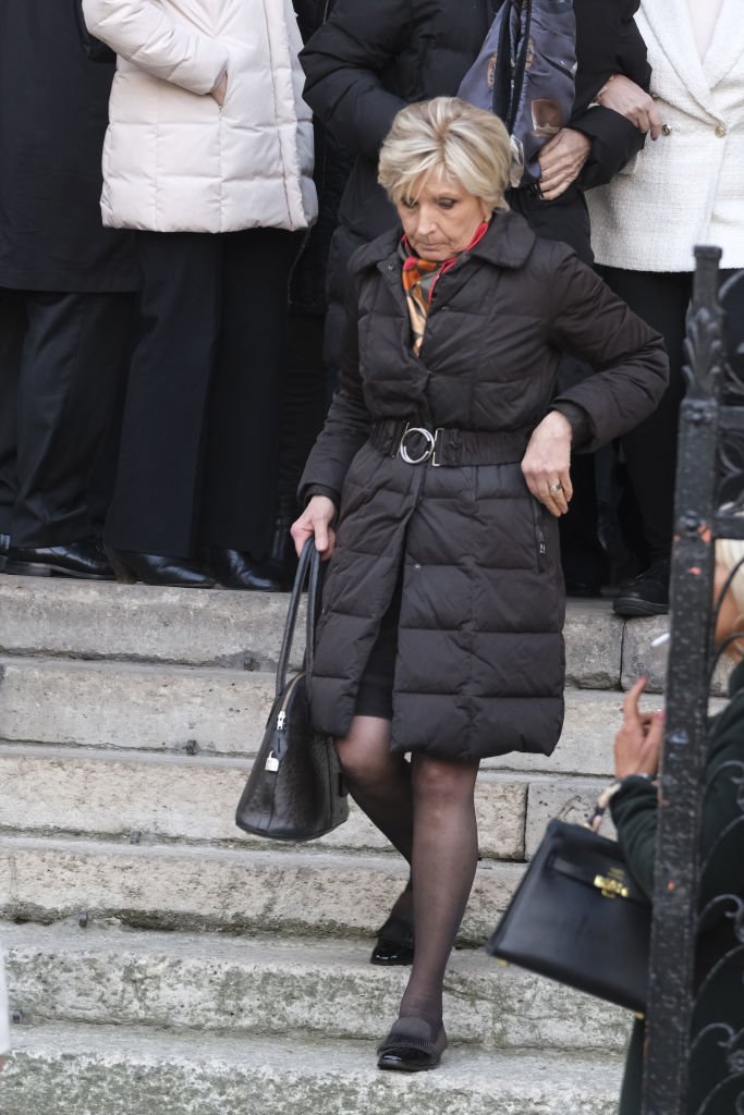 Evelyne Dheliat assiste aux funérailles de Jean-Pierre Pernaut à la Basilique Sainte-Clotilde le 09 mars 2022 à Paris, France. | Photo : Getty Images