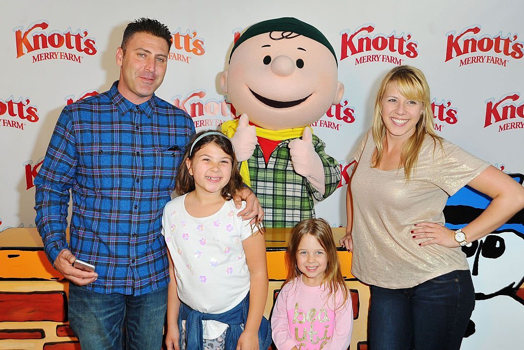 Justin Hodak, Beatrix Sweetin-Coyle, Zoie Herpin and Jodie Sweetin at Knott's Merry Farm Countdown to Christmas | Getty Images