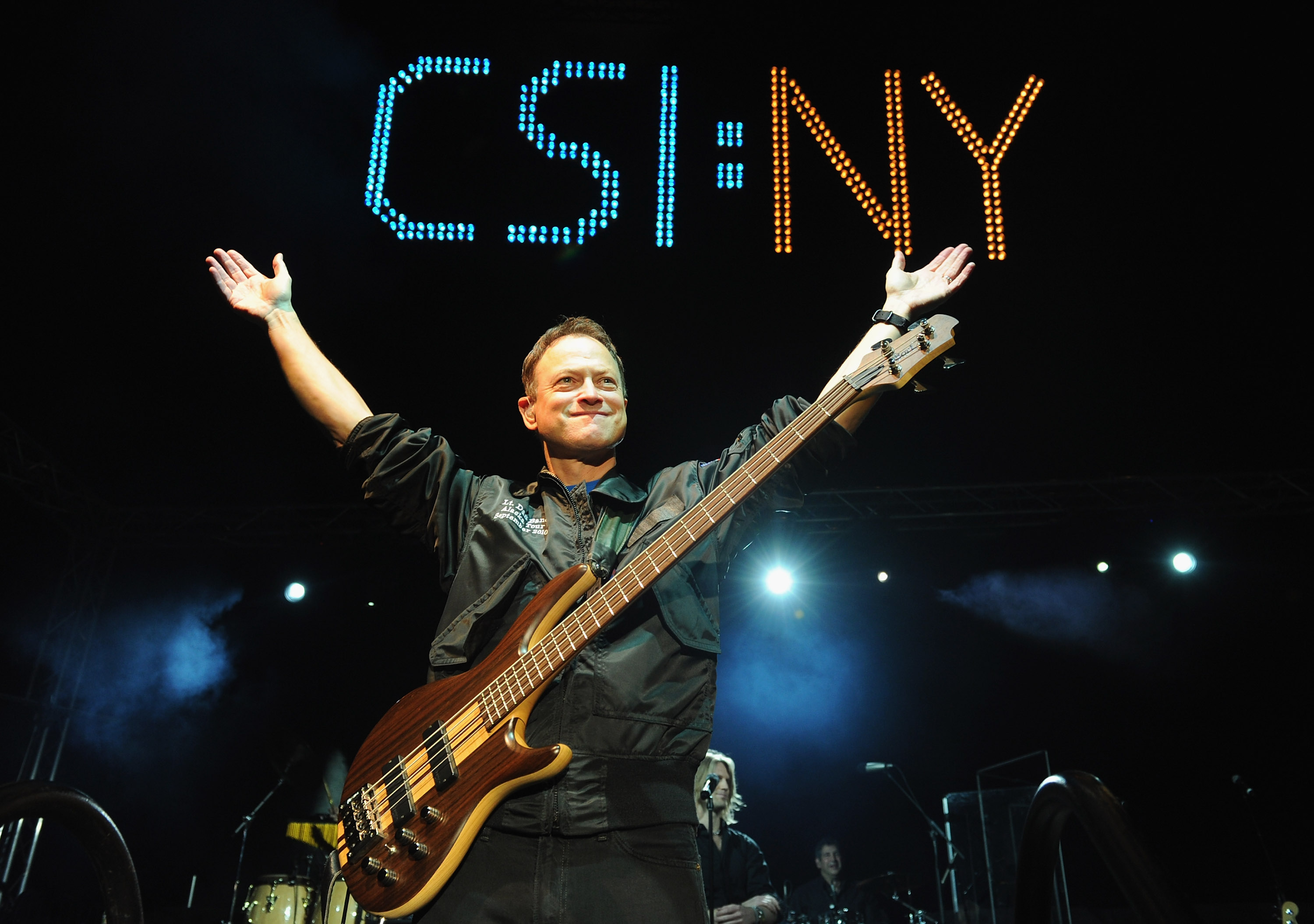 Gary Sinise & the Lt. Dan Band perform at the 6th annual "CSI: NY" mid-season bash in Studio City, California, on October 29, 2010. | Source: Getty Images