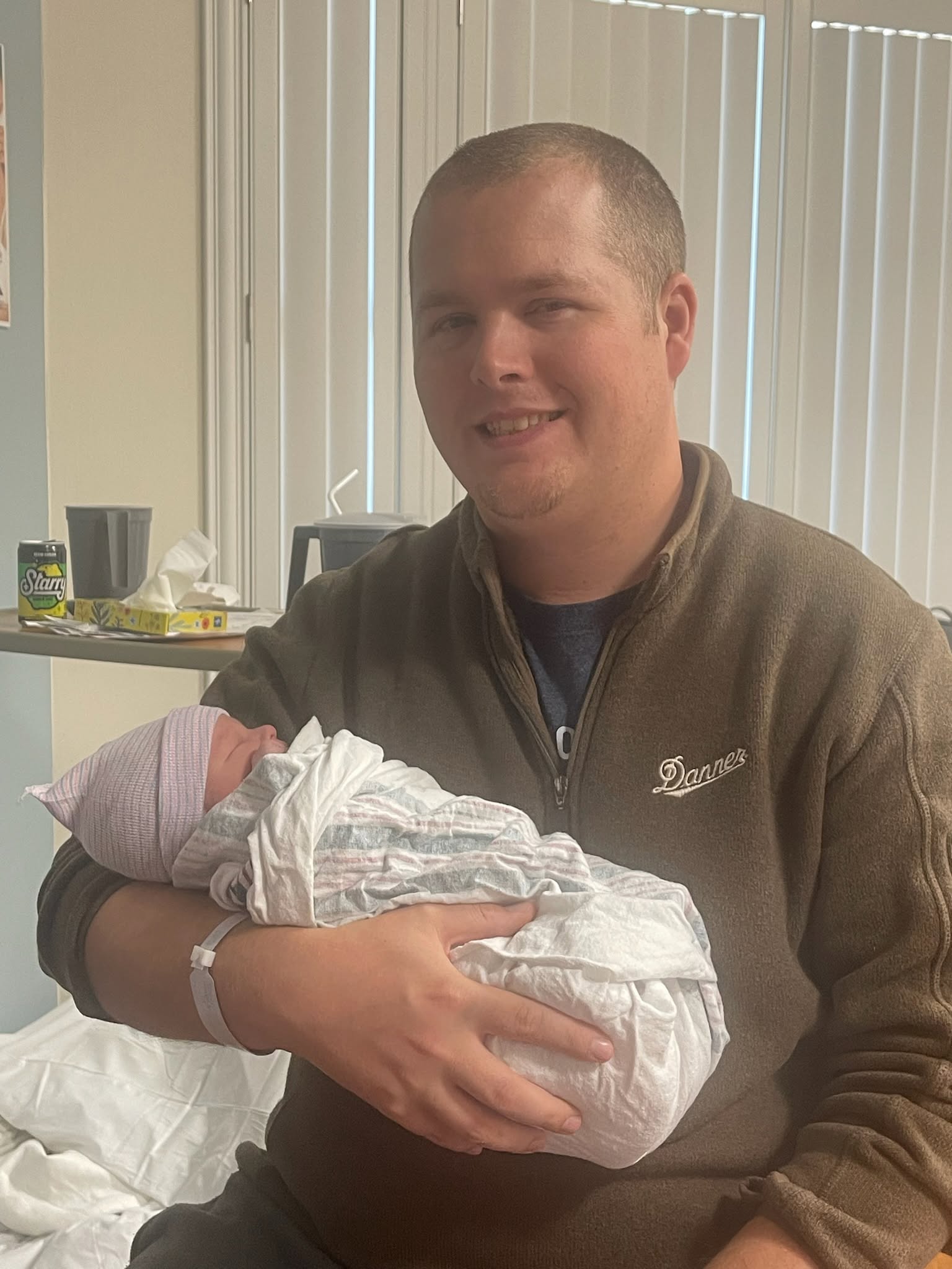 Jeromy had become a father again just four months before the crash. On the morning he died, Lauren said he prepared their son's milk bottle, kissed her goodbye, and told her, "Love you, goodbye." | Source: Facebook/Jason Smith