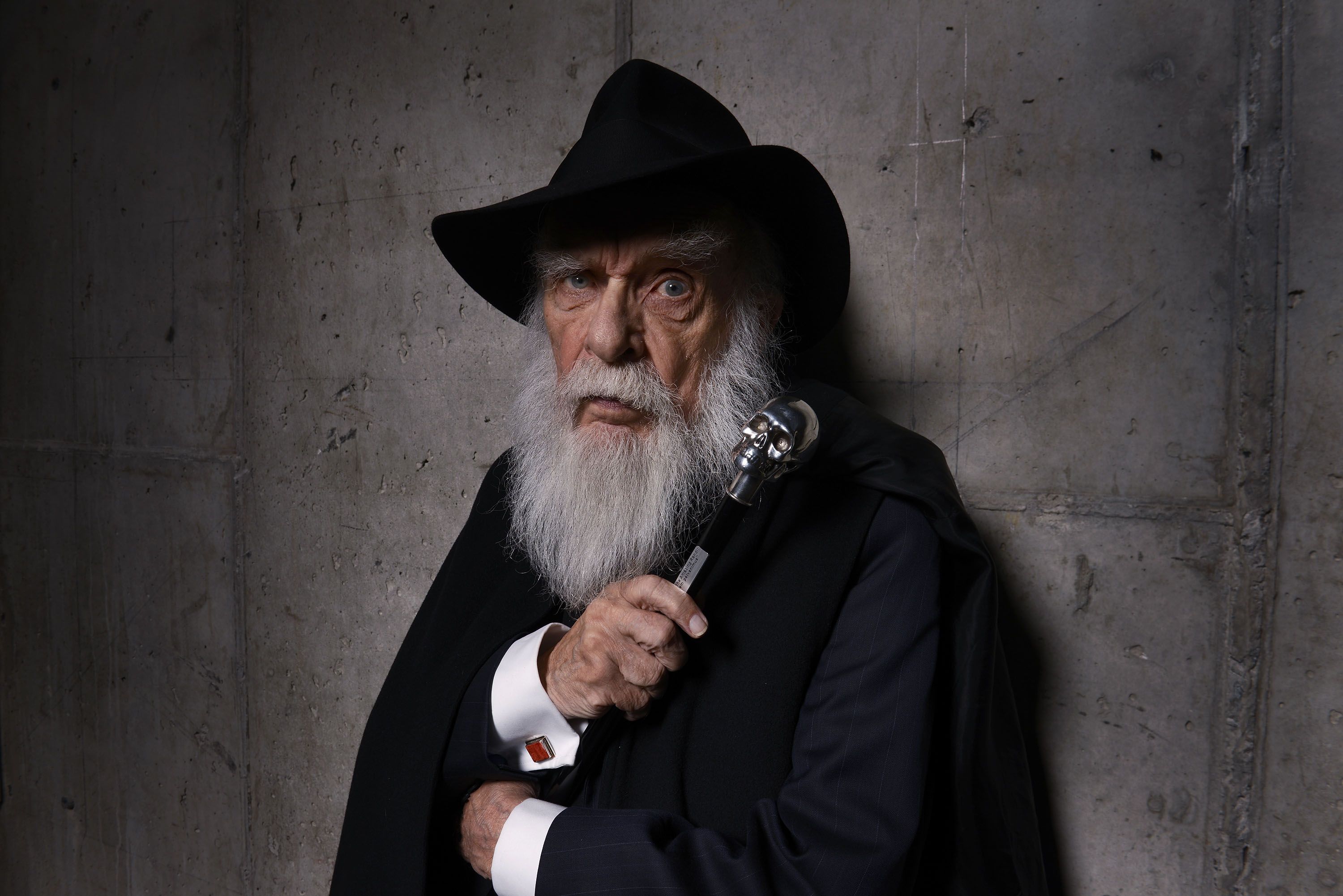 James "The Amazing" Randi poses for the Tribeca Film Festival on April 21, 2014, in New York City | Photo: Larry Busacca/Getty Images