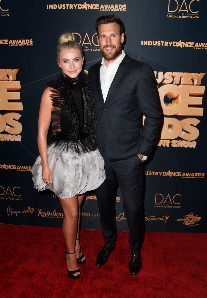 Julianne Hough and Brooks Laich attend the 2019 Industry Dance Awards at Avalon Hollywood | Photo: Getty Images