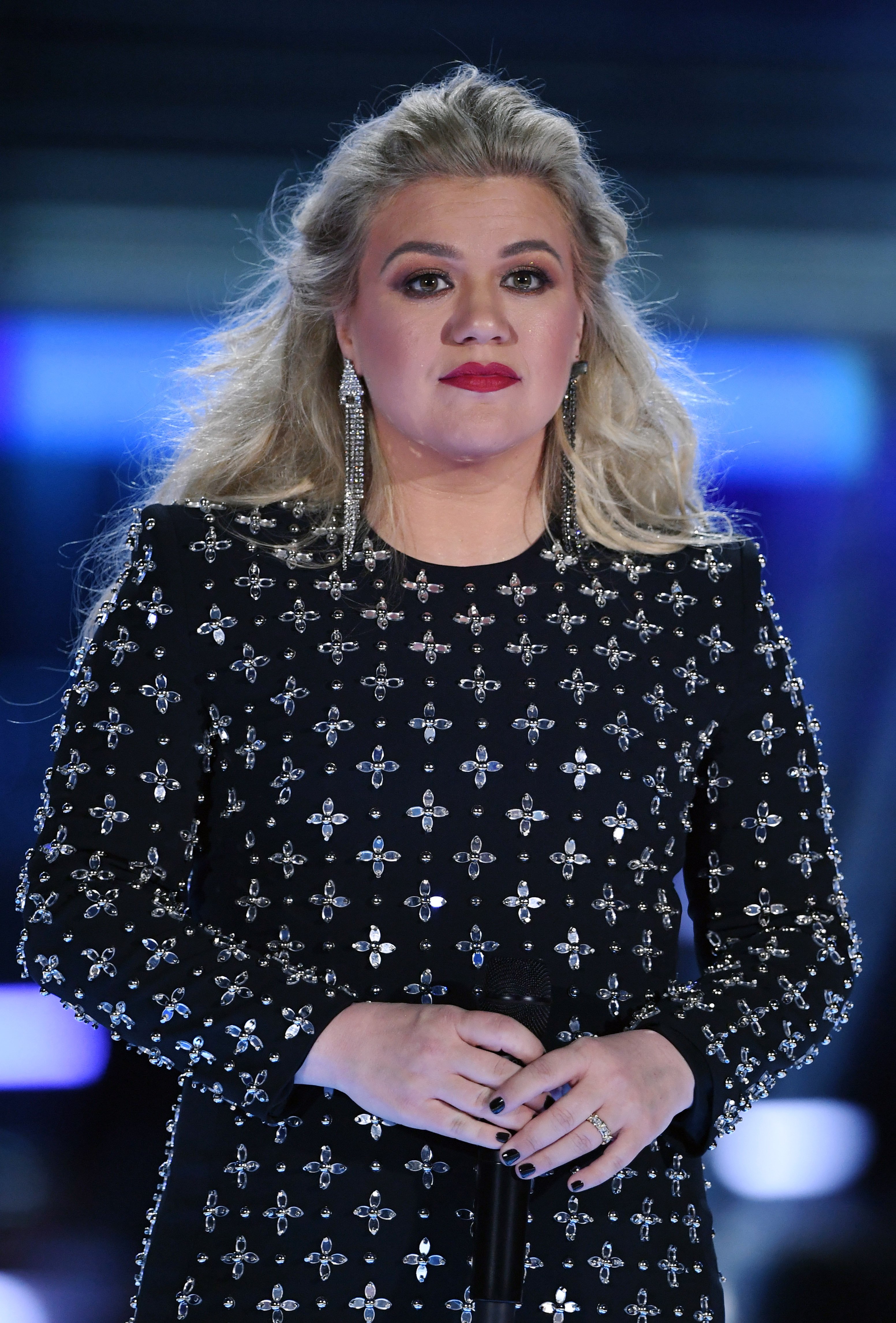 Kelly Clarkson while hosting the 2019 Billboard Music Awards on May 1, 2019, in Las Vegas, Nevada. | Source: Getty Images.