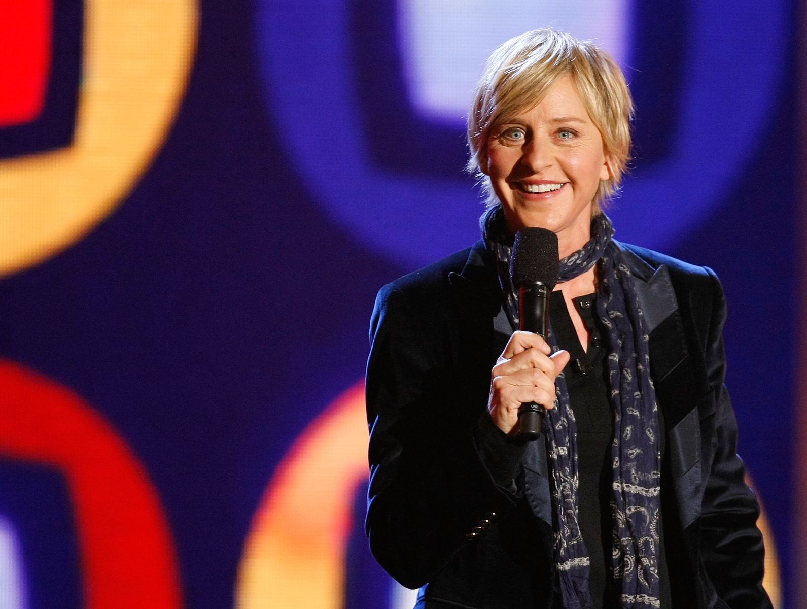 Ellen DeGeneres performs at a taping of ''Ellen's Even Bigger Really Big Show'' during The Comedy Festival on November 20, 2008, in Las Vegas, Nevada | Photo: Ethan Miller/Getty Images