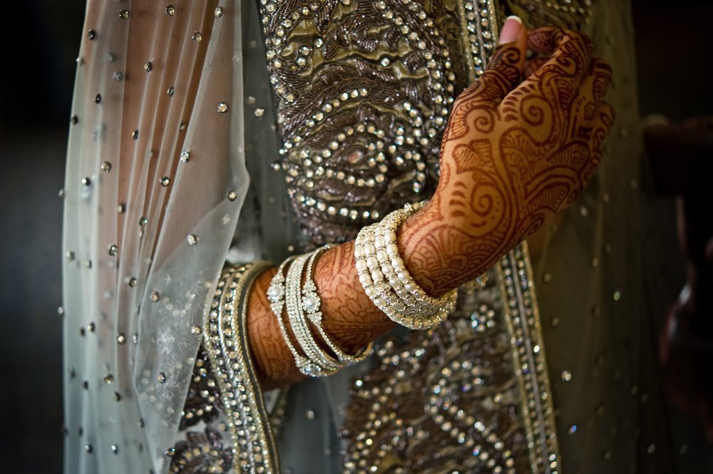 Detalles del atuendo de una novia. | Foto: Shutterstock