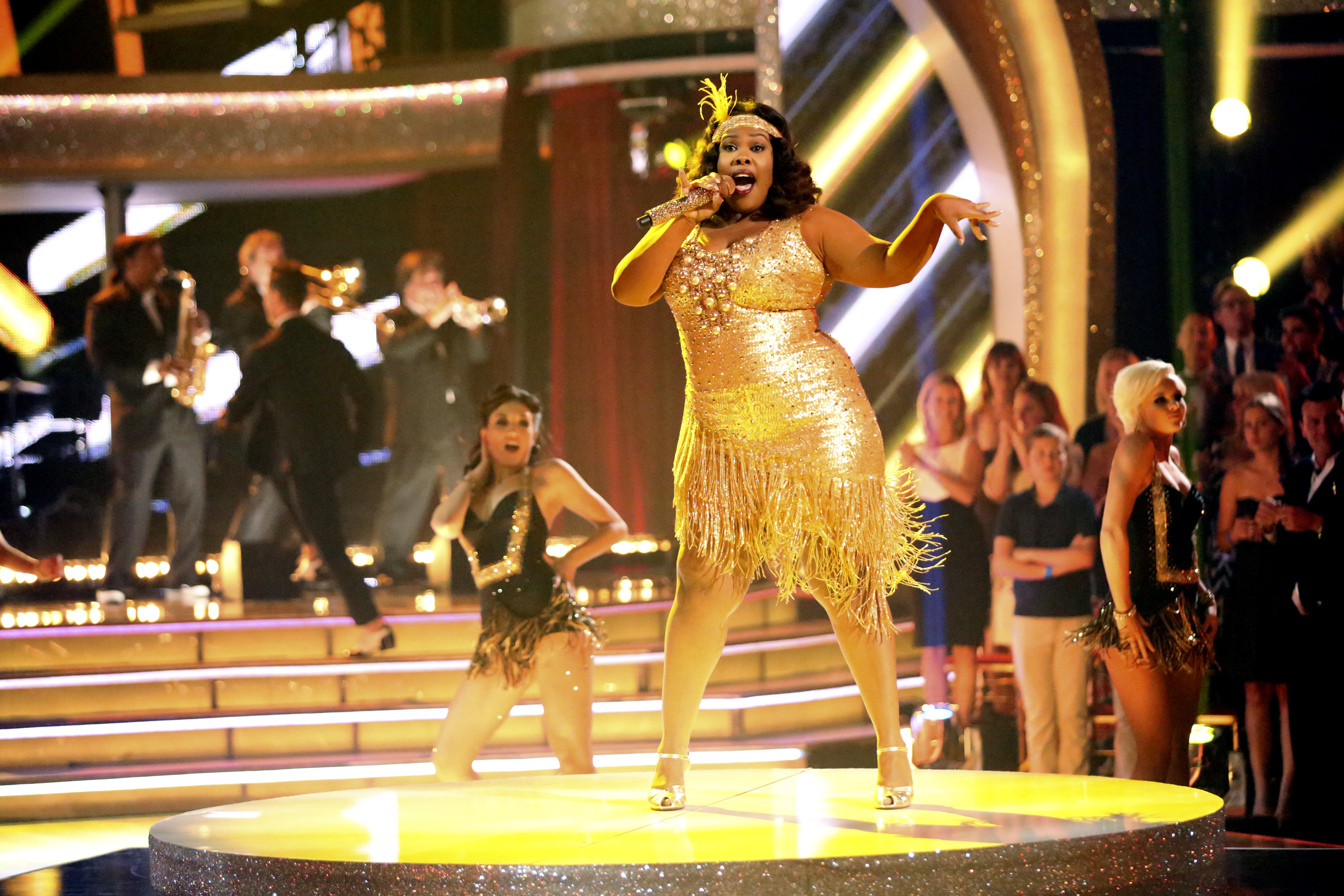Amber Riley performs on "Dancing With the Stars," on May 20, 2014. | Source: Getty Images