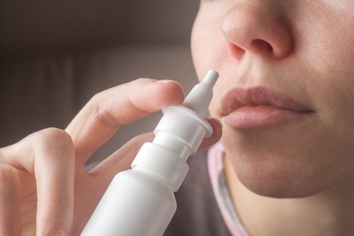 Un spray nasal | Photo : Shutterstock