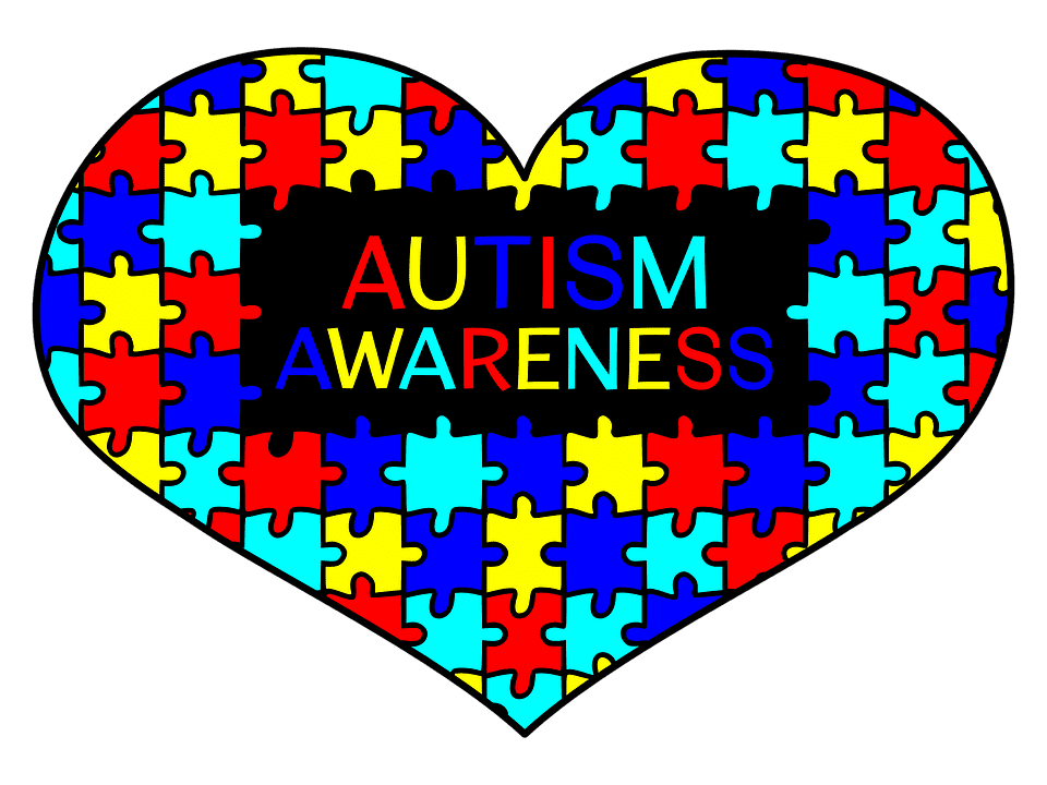 Image montrant un cœur avec une phrase :sensibilisation à l'autisme. | Photo : Pixabay