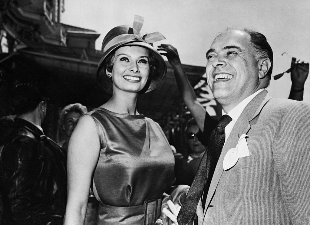 Sofía Loren y su esposo Carlo Ponti, 1959. | Foto: Getty Images