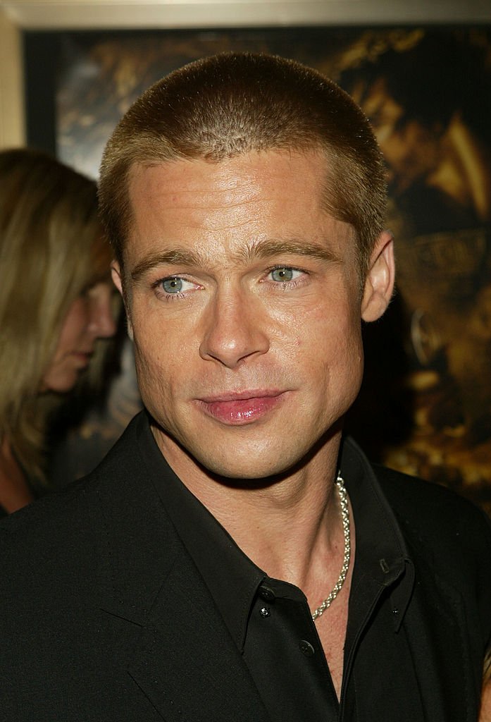 Brad Pitt pour la première de "Troie" en 2004. l Source : Getty Images Brad Pitt pour la première de "Troie" en 2004. l Source : Getty Images