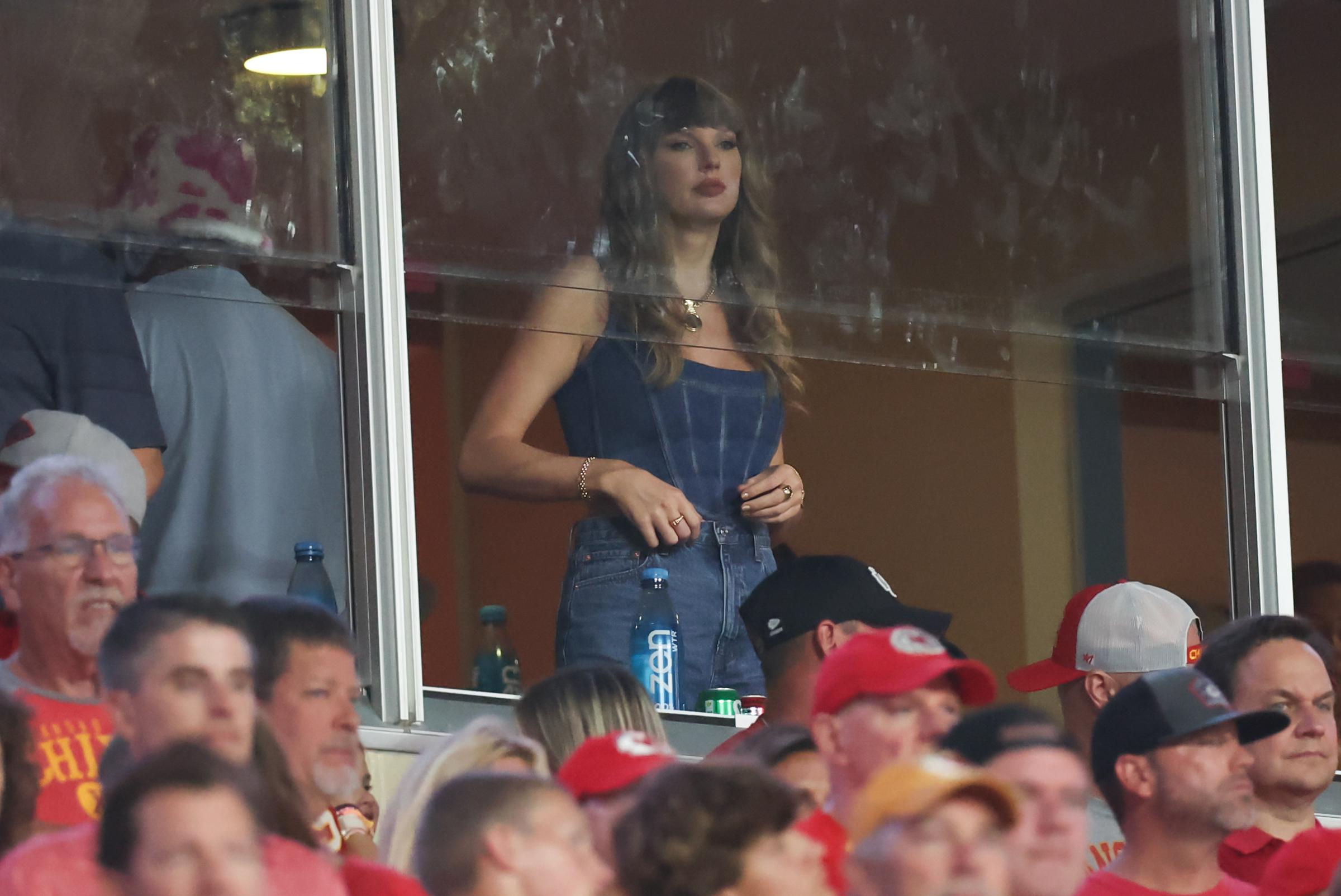 Taylor Swift at the Kansas City Chiefs vs Baltimore Ravens game in Kansas City, Missouri on September 5, 2024 | Source: Getty Images