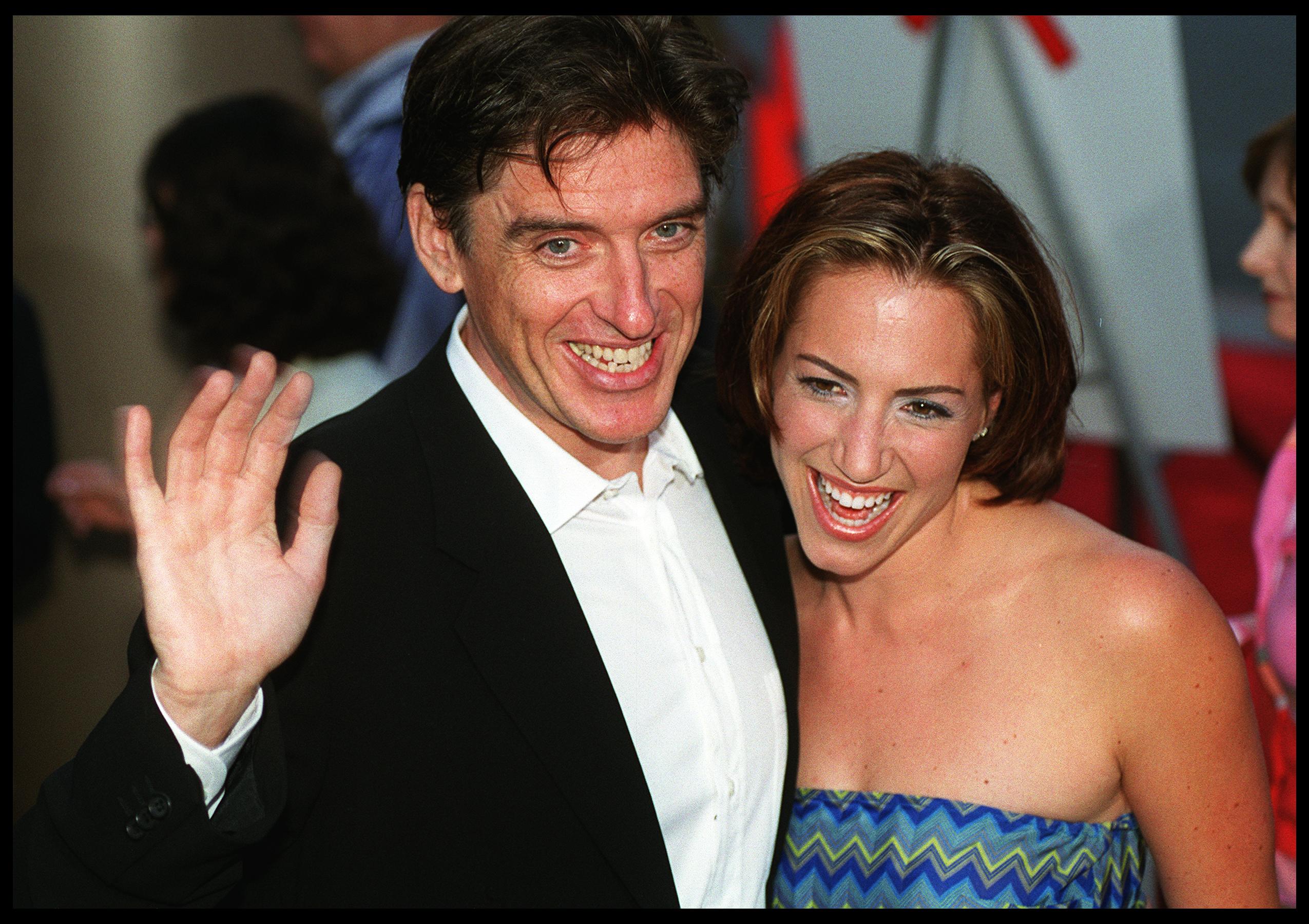 Craig Ferguson and his wife ex-Sascha on August 1, 2000, at the Egyptian Theater, Hollywood, CA. | Source: Getty Images