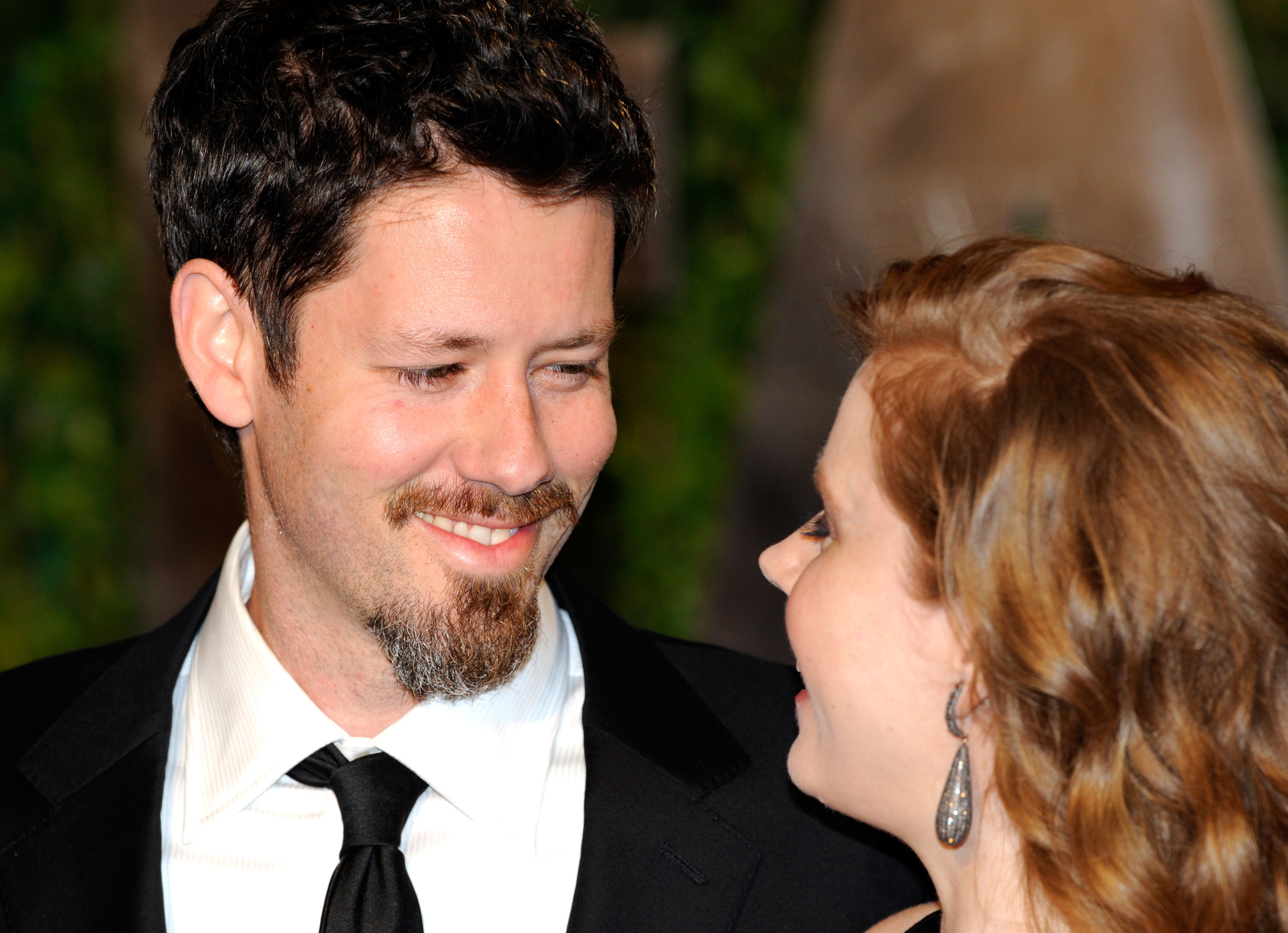 This image captures Amy Adams and Darren Le Gallo in 2010, when they had already been together for nearly a decade. The couple married five years later in an intimate California ceremony. | Source: Getty Images