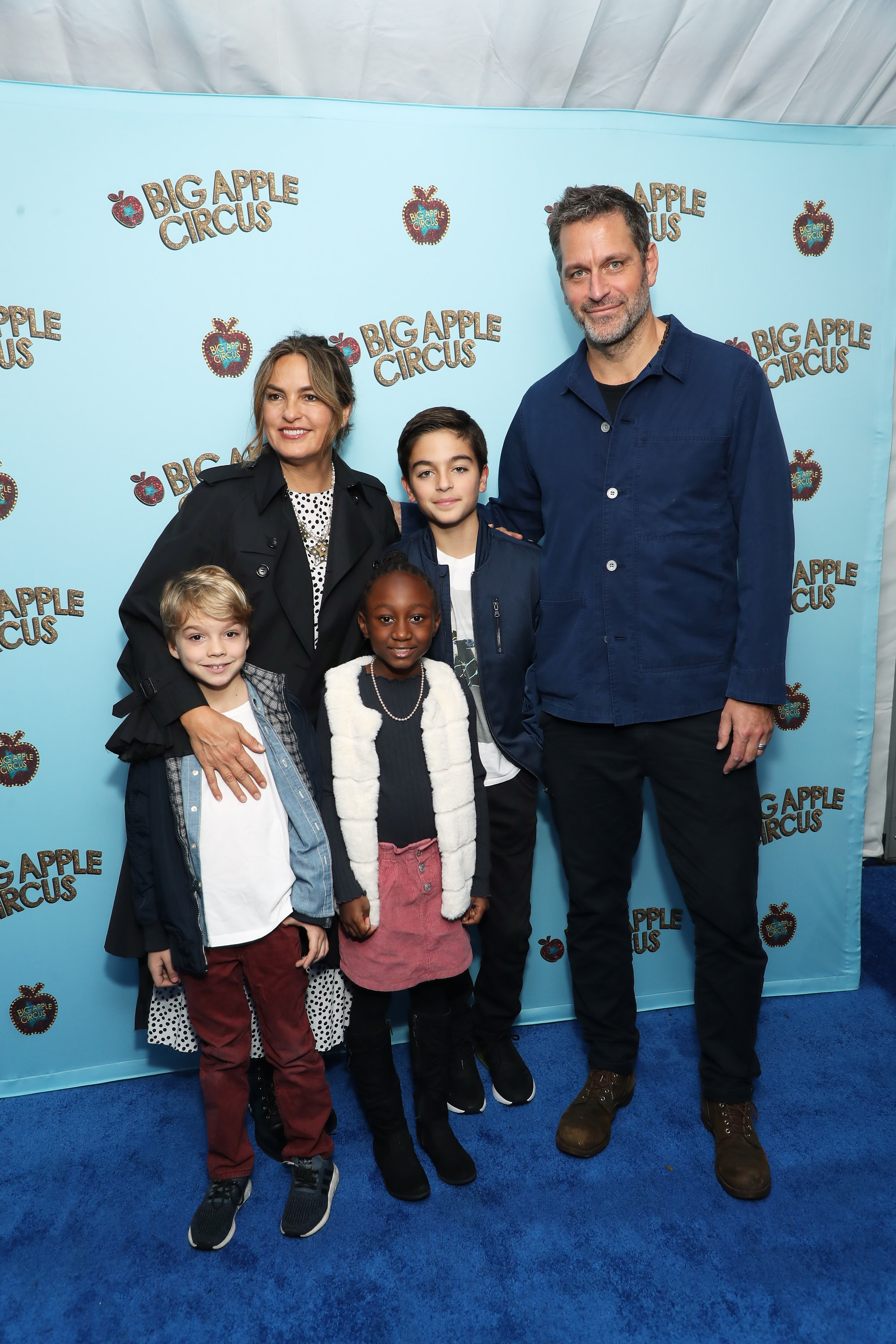 Andrew Hermann, Mariska Hargitay, Amaya Hermann, August Hermann, and Peter Hermann at the opening night of Big Apple Circus on October 27, 2019, in New York City | Source: Getty Images