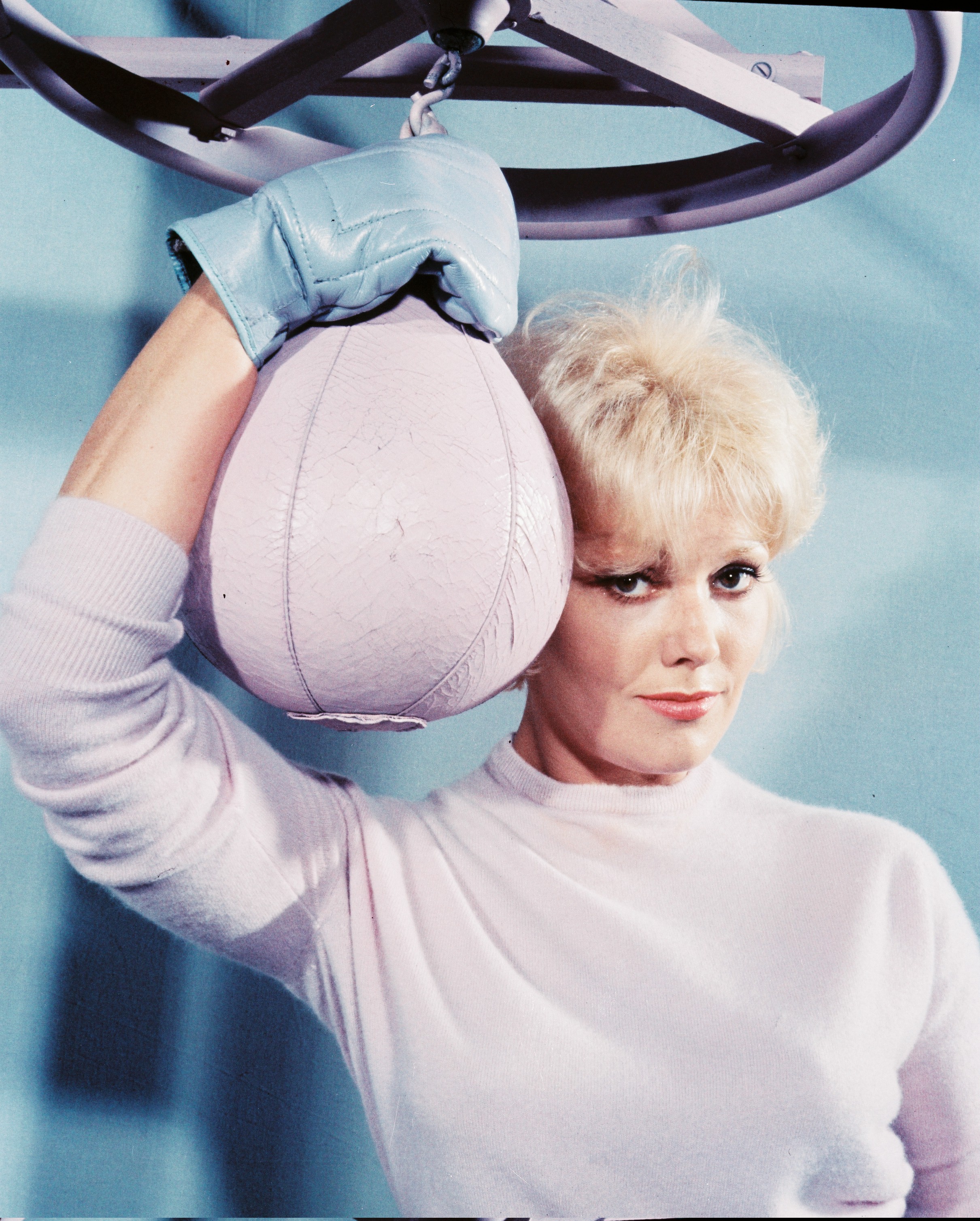 Kim Novak photographed in 1965. | Source: Getty Images