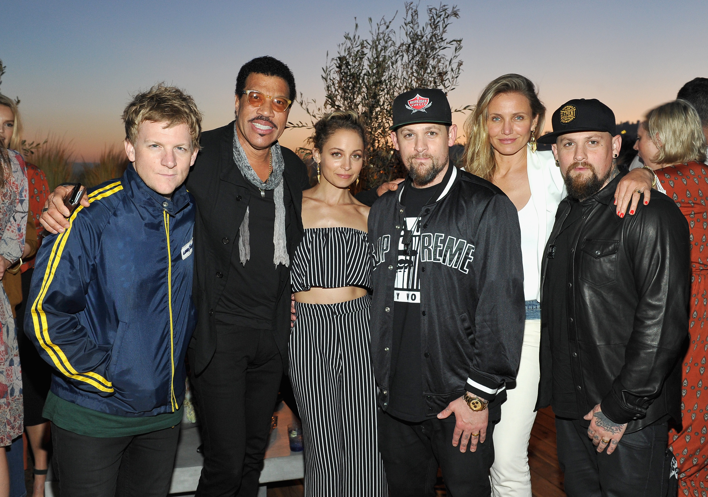 (L-R) Josh Madden, Lionel Richie, Nicole Richie, Joel Madden, Cameron Diaz and Benji Madden attend House of Harlow 1960 x Revolve on June 2, 2016 in Los Angeles, California. | Source: Getty Images