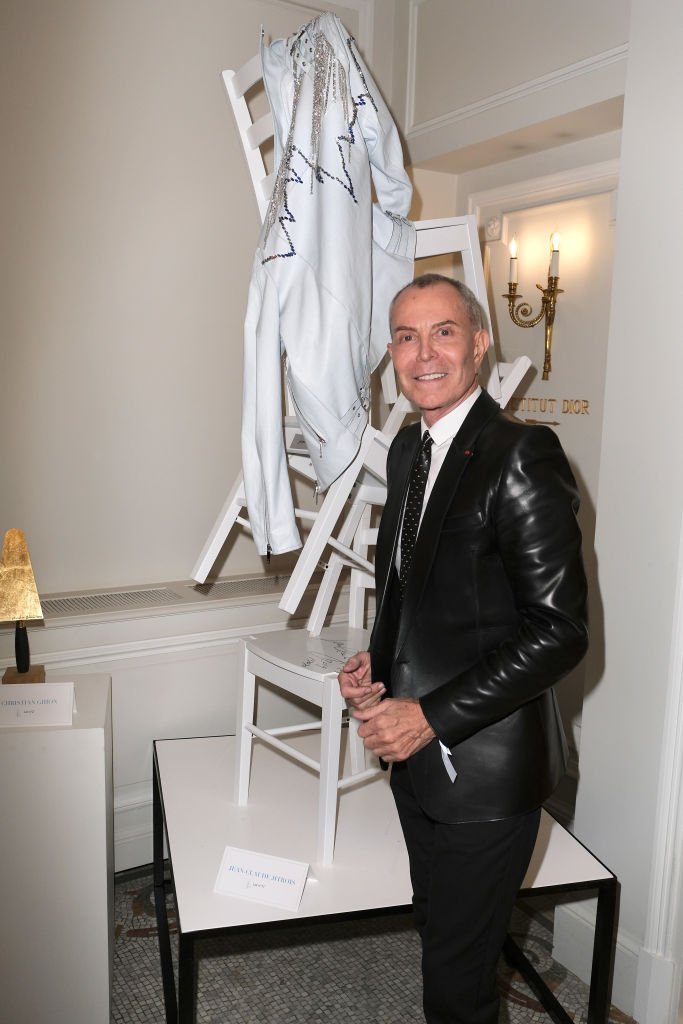 Jean-Claude Jitrois assiste à la 24e édition de 'Les Sapins De Noel Des Createurs' Dinnerat Maison Blanche Paris à Paris le 26 novembre 2019 à Paris, France.  | Photo : Getty Images