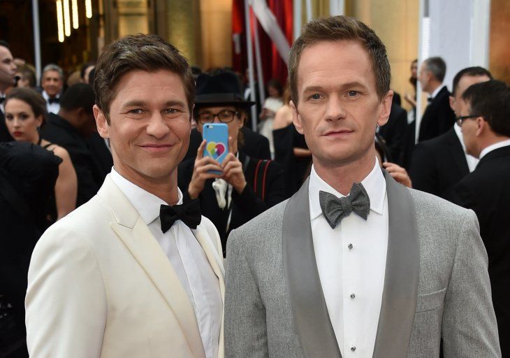 Cookbook author David Burtka and husband Neil Patrick Harris at the launch of his book "Life Is a Party" in 2019 | Source: Getty Images
