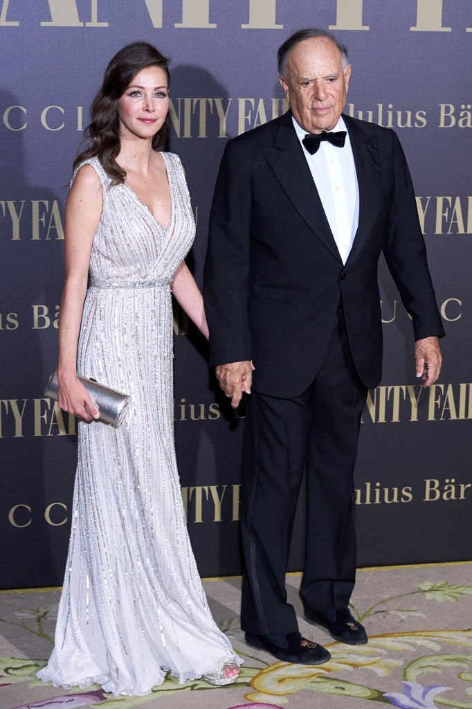 Carlos Falcó y Ester Doña en la fiesta Vanity Fair Personalidad del Año en el Hotel Ritz el 21 de noviembre de 2017 en Madrid, España. | Imagen: Getty Images Carlos Falcó y Ester Doña en la fiesta Vanity Fair Personalidad del Año en el Hotel Ritz el 21 de noviembre de 2017 en Madrid, España. | Imagen: Getty Images
