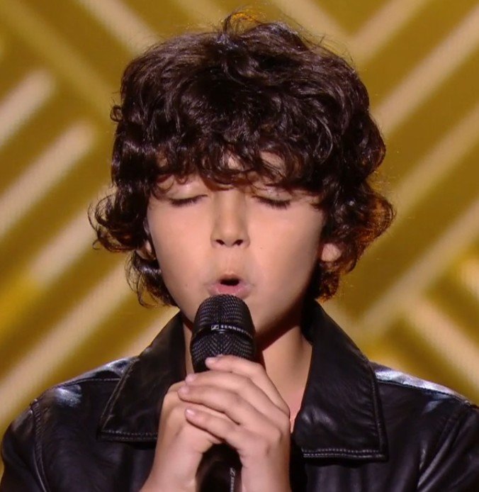 Ali durant sa prestation. l Source : TF1 Replay