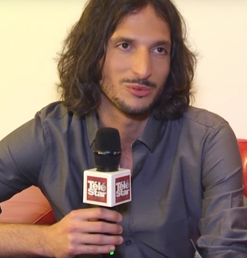 Xavier au cours d'une interview pour Télé Star. l Source : YouTube/Télé Star Xavier au cours d'une interview pour Télé Star. l Source : YouTube/Télé Star