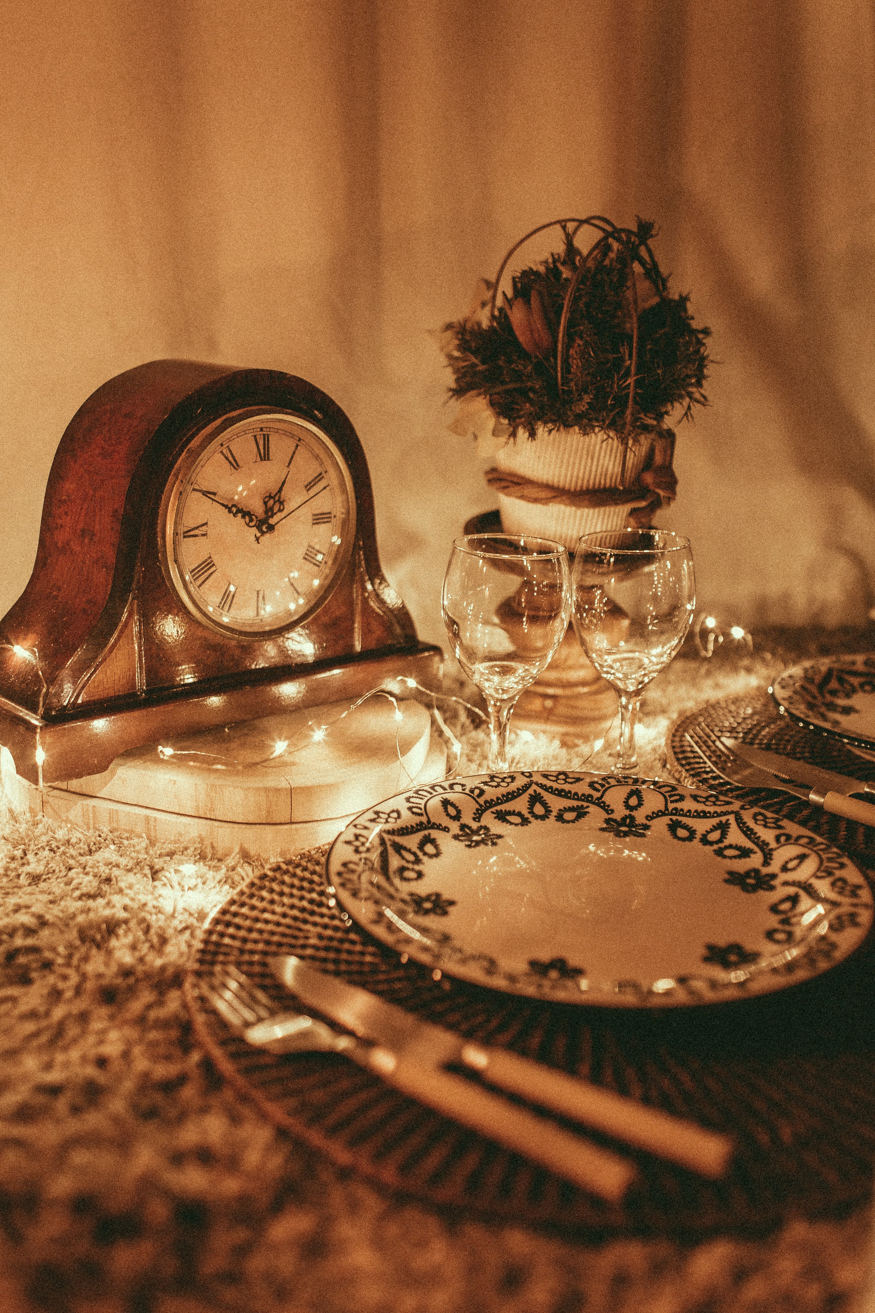 Cora prepared a special dinner for Eric | Source: Unsplash