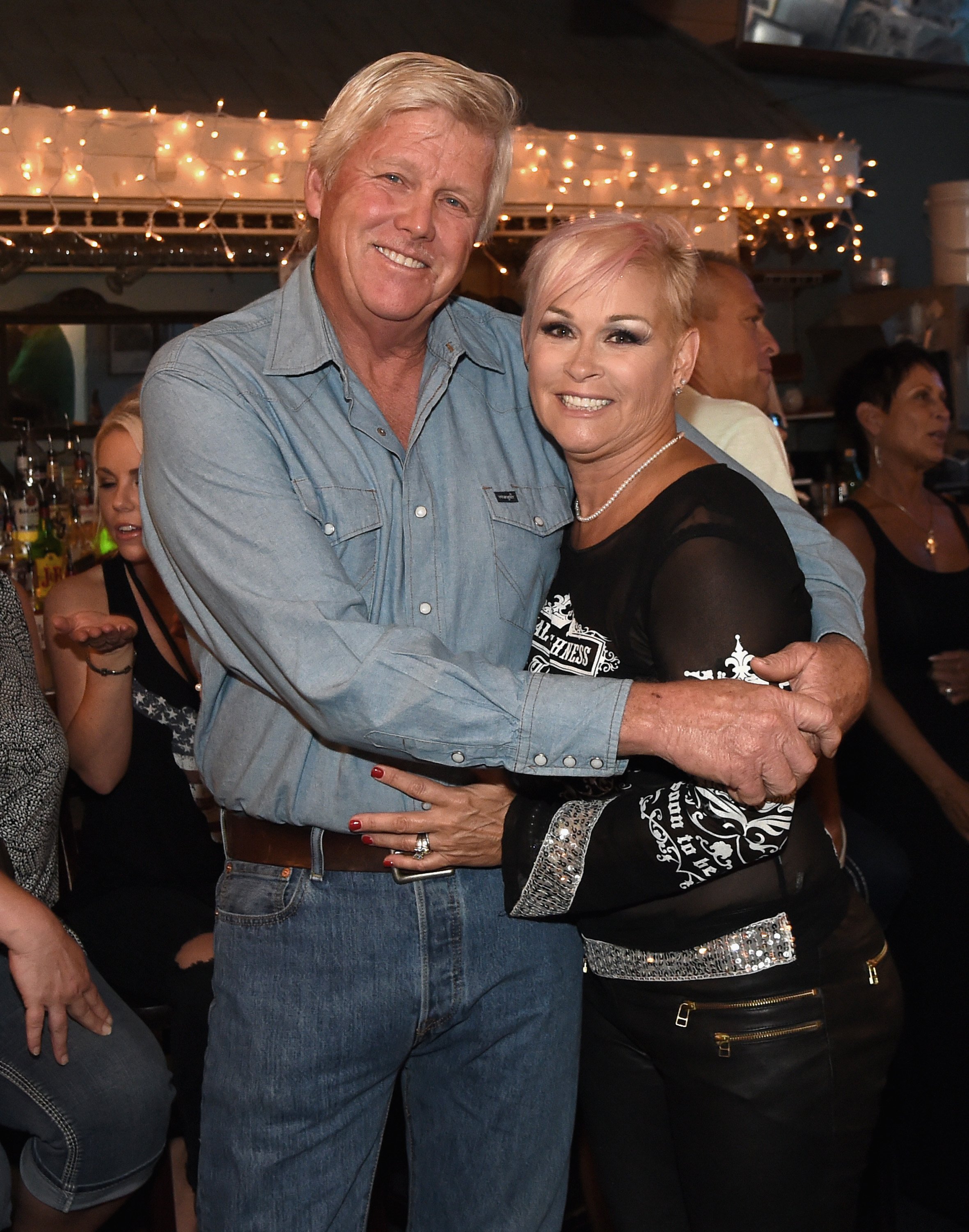 Lorrie Morgan and Randy White at "An Intimate Night With The Morgans" concert, August 2017 | Source: Getty Images