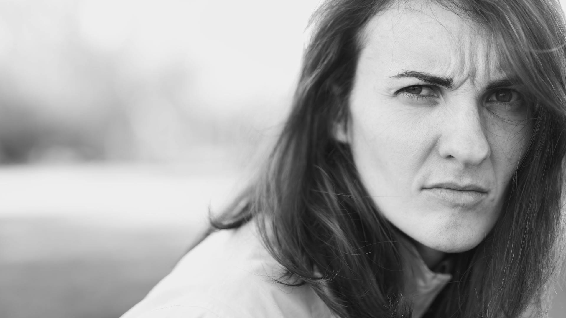 A heartbroken and angry woman | Source: Pexels