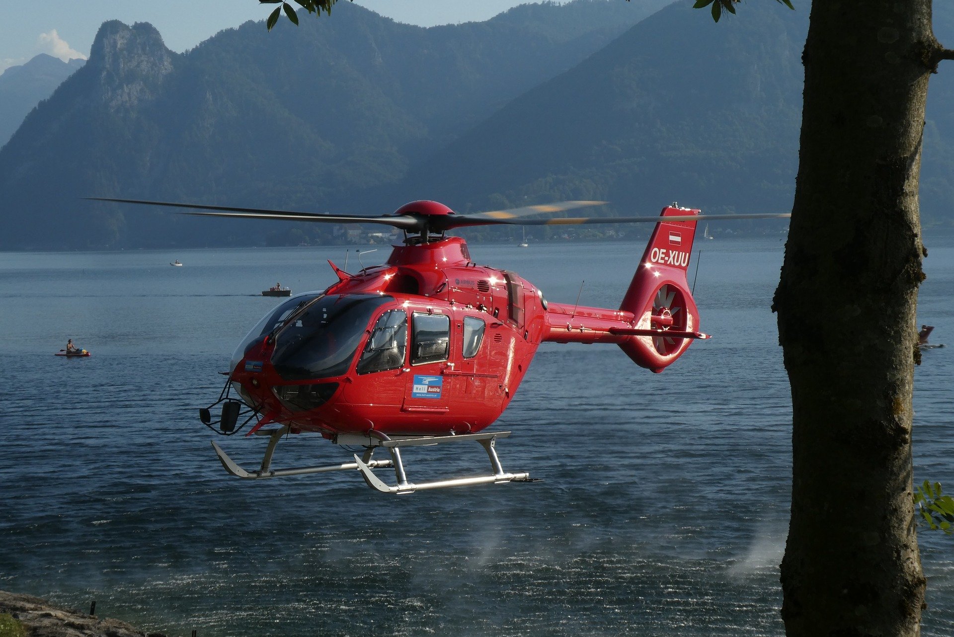Un hélicoptère des secours. | Photo : Pixabay