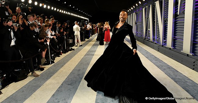 L'acteur Billy Porter se fait remarquer sur le tapis rouge des Oscars 2019 dans une robe