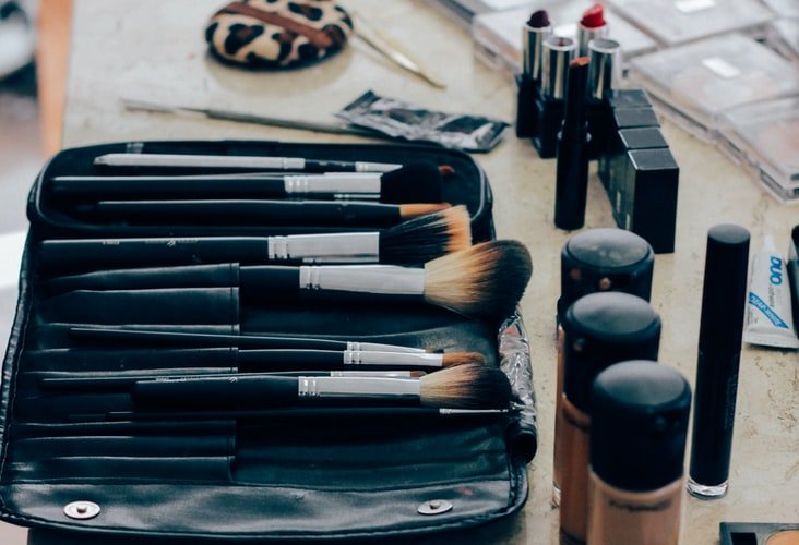 Kit de maquillage. | Photo : Getty Images