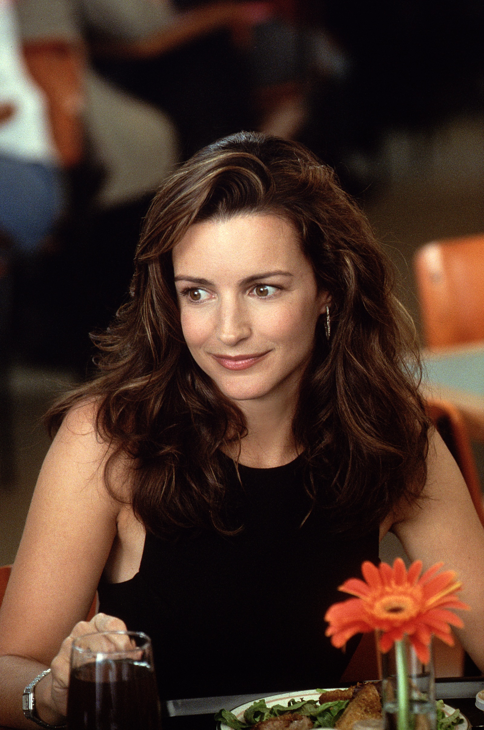 Kristin Davis on the set of "Sex And The City," 2001 | Source: Getty Images
