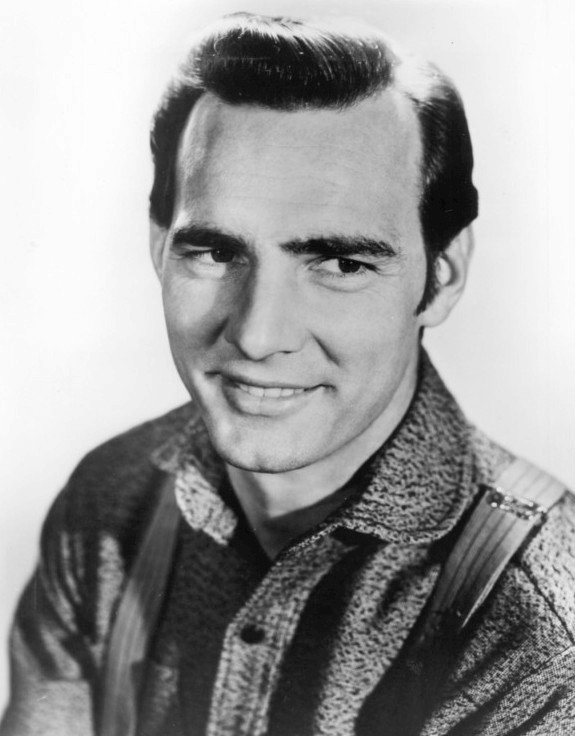 Publicity photo of actor Dennis Weaver circa August 1960 | Source: Wikimedia Commons