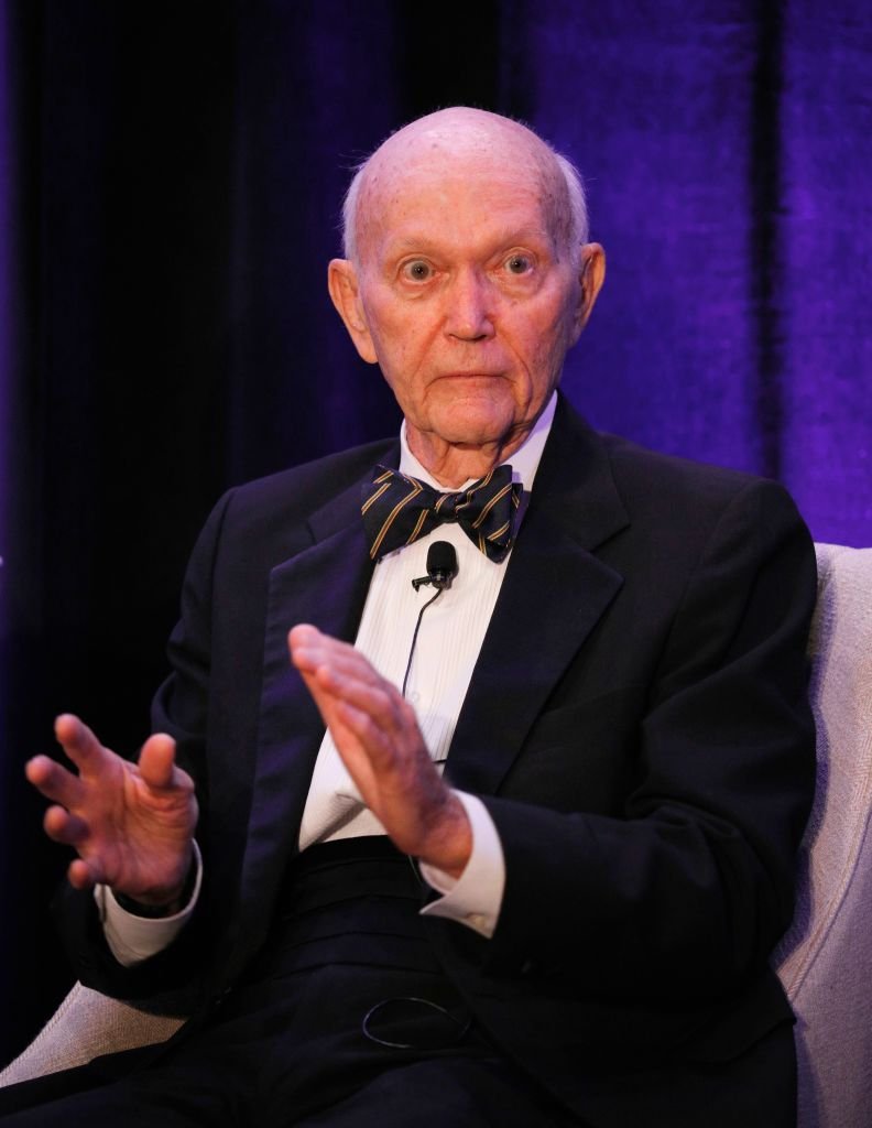 Michael Collins prend la parole lors des médias "Legends of Apollo'' à Cocoa Beach, en Floride, le 16 juillet 2019, alors que la NASA célèbre le 50ème anniversaire de l'atterrissage sur la Lune. | Photo : Getty Images