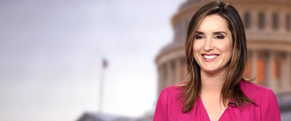 Margaret Brennan talks to affiliates from Washington, D.C. on Friday, February 23, 2018 | Photo: Getty Images