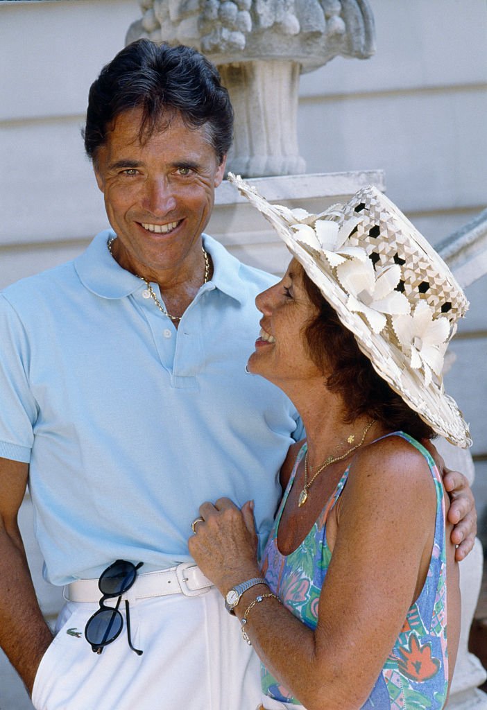 Sasha et Francine Distel tout en sourire / Source : Getty Images Sasha et Francine Distel tout en sourire / Source : Getty Images