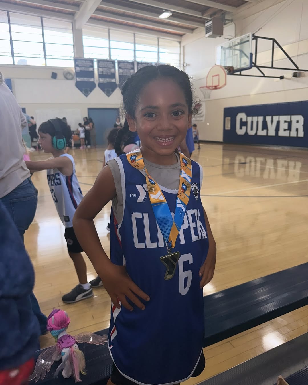 Elleven Broadus pictured at a sports facility, dated November 2024 | Source: Instagram/e11evenandskylove