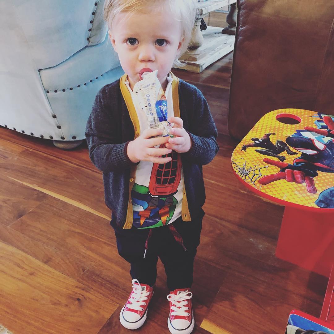Remington Blackstock from a post dated December 21, 2017. | Source: Instagram/kellyclarkson
